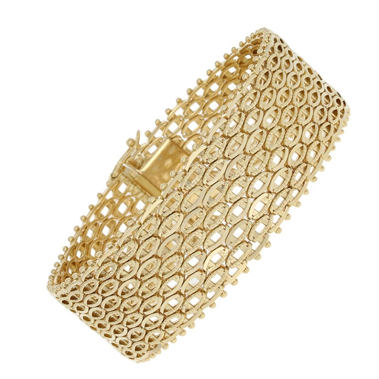 Fancy Mesh Chain Bracelet, 18 Karat Yellow Gold Box Clasp at 1stDibs