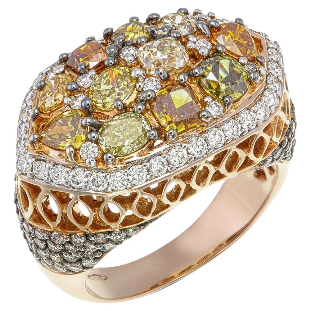 Fancy Mixed Color Diamond Halo Ring in skulpturalen 18k Rose Gold Einstellung
