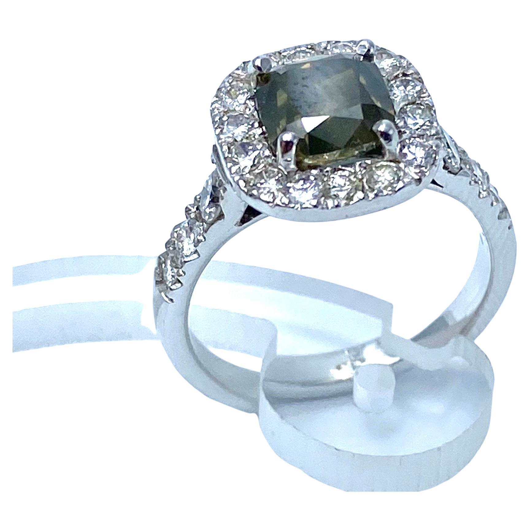 Fancy Natural Diamond Ring In New Condition In Sežana, SI