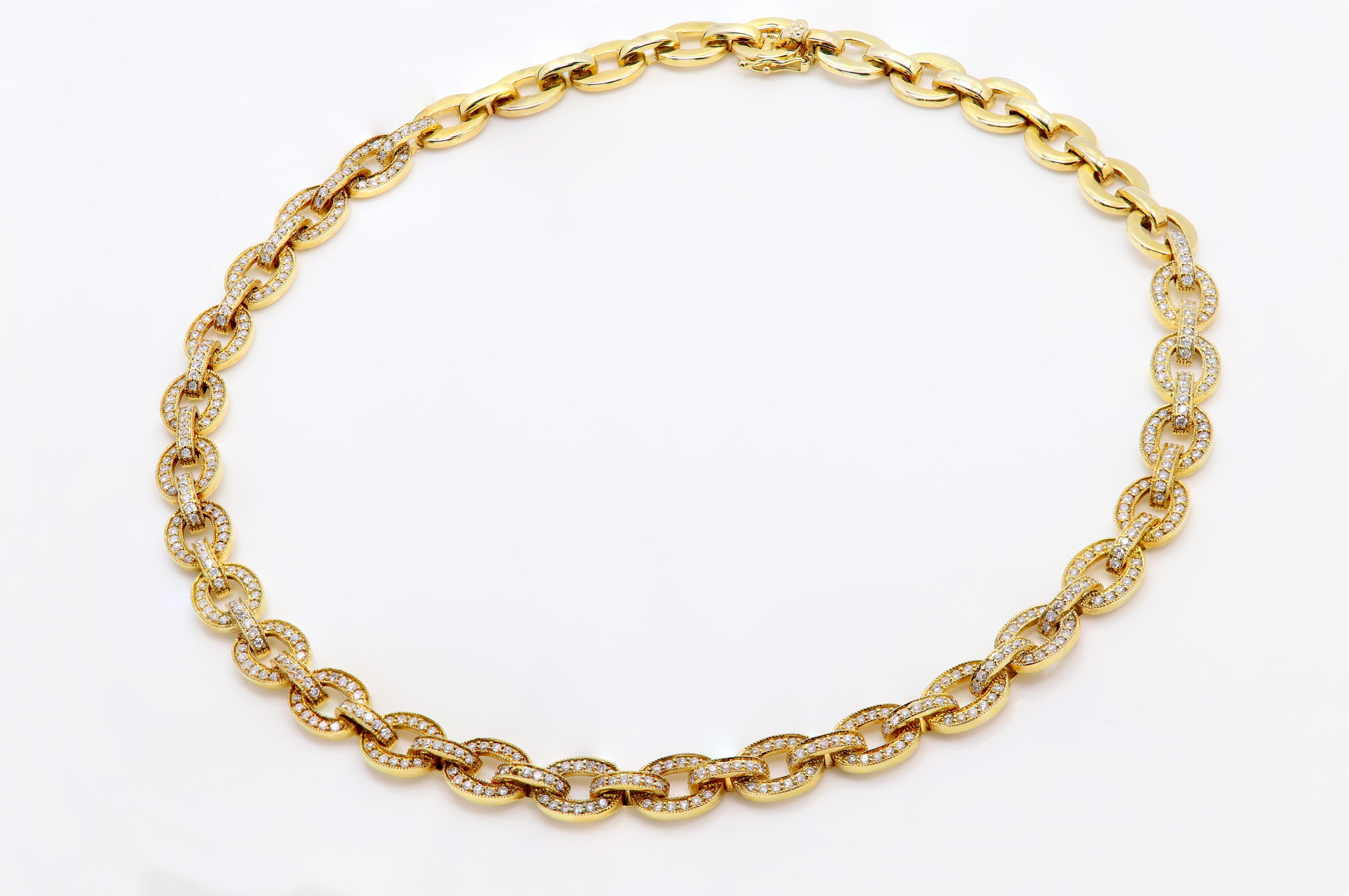 Taille ronde Collier fantaisie à maillons en or jaune 14 carats avec diamants naturels en vente