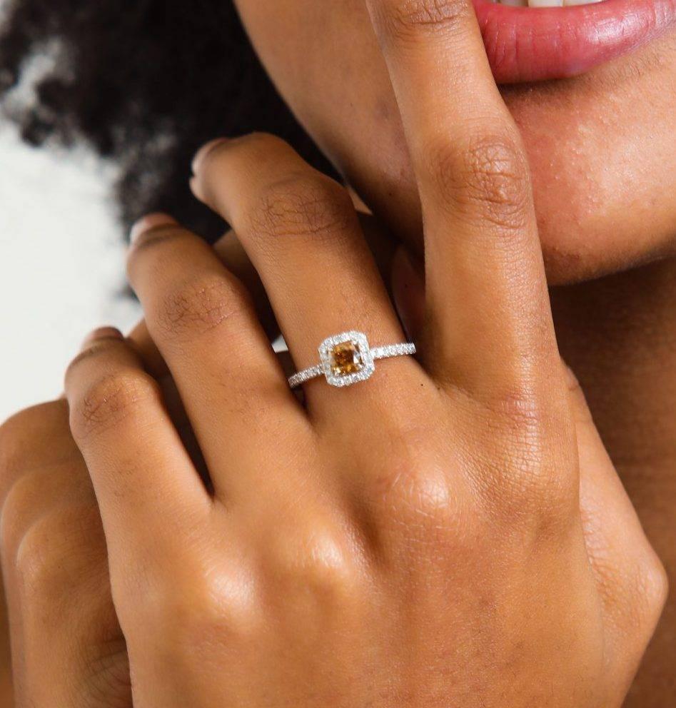Fancy Orangish Brown Diamond 0.95ct Ring In New Condition For Sale In Fatih, 34