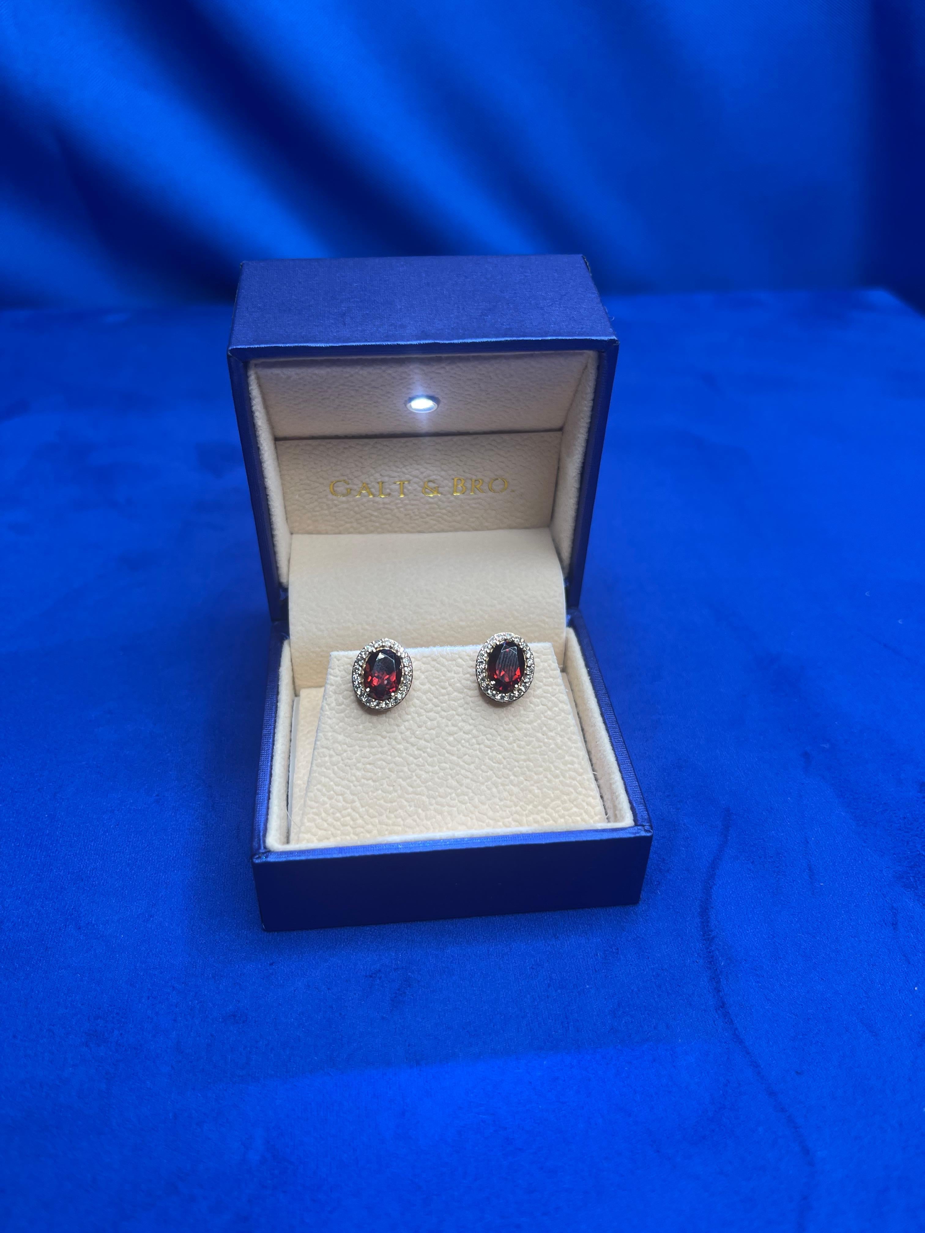 Women's or Men's Oval Red Rhodolite Garnet Diamond Halo 18 Karat Rose Gold Stud Romance Earrings For Sale