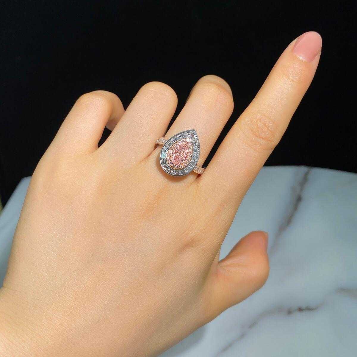 Contemporary 2.31 Carat Fancy Pink Diamond Ring 18 Karat White Gold GIA Certified For Sale