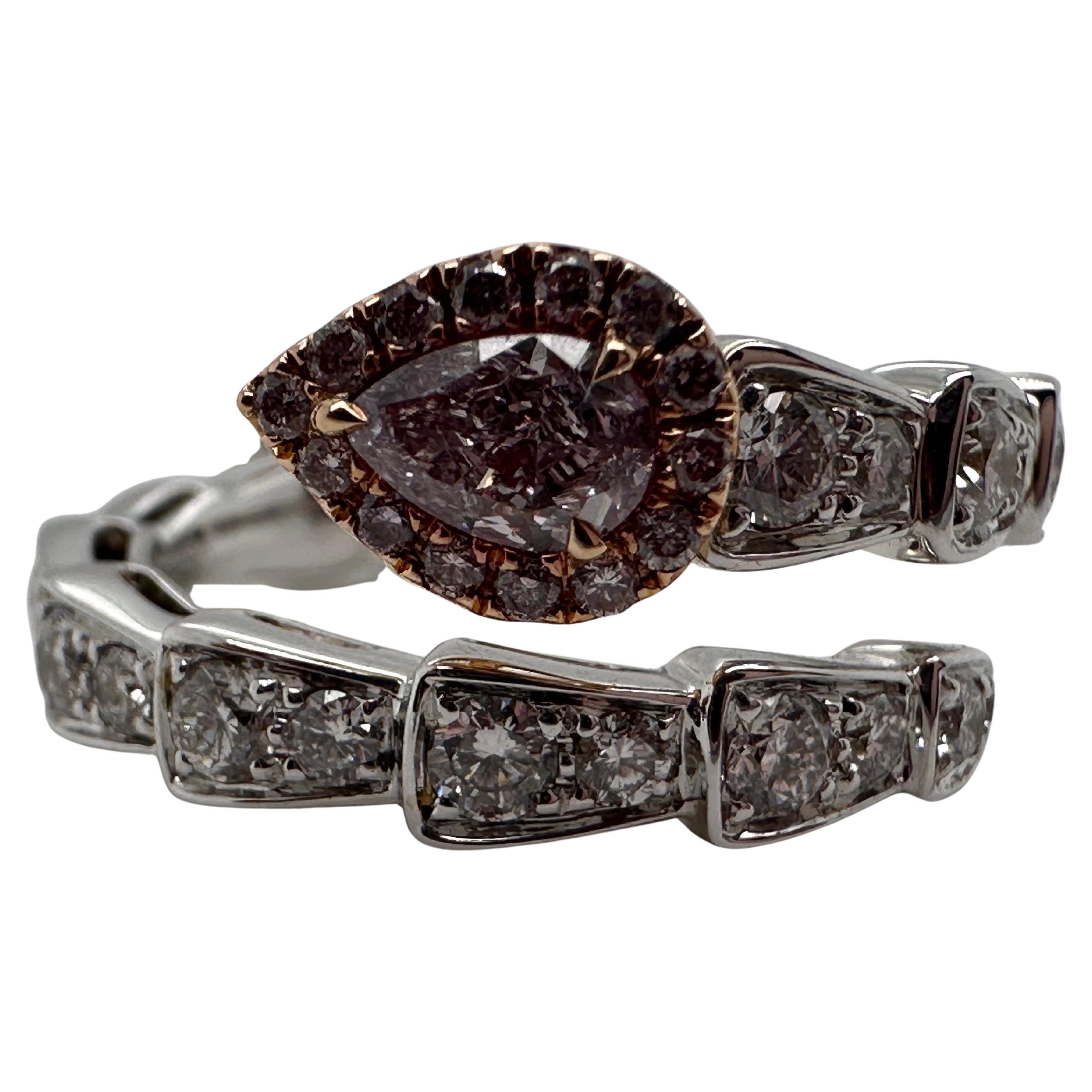 Anillo de diamantes Fancy Pink Anillo de diamantes Certified Pear Oro de 18 KT