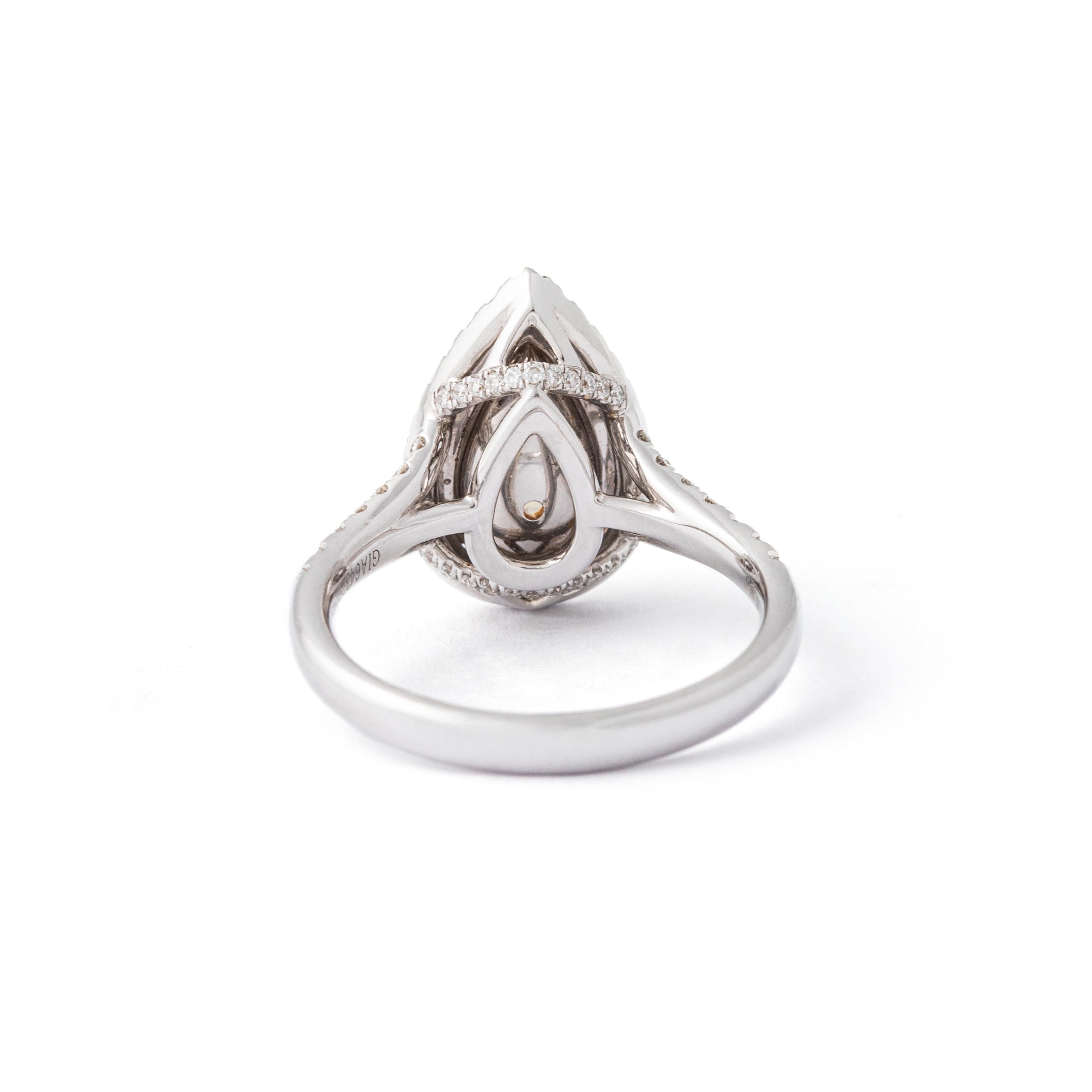 Bague fantaisie en or blanc 18 carats avec diamant jaune brun clair Neuf - En vente à Geneva, CH