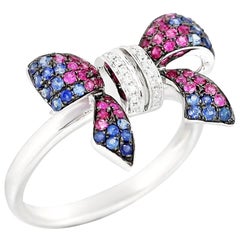 Weißgoldring mit ausgefallenem rosa Saphir, blauem Saphir, Rubin und weißem Diamant