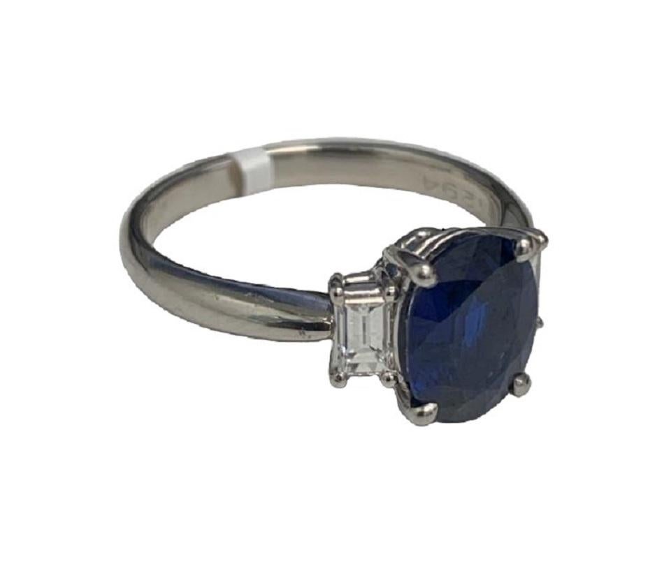 A lovely Oval Sapphire is surrounded by charming diamonds and set in a vintage platinum setting. This edged a spectacular pure Oval Sapphire. The ring is a great showstopper.
*****
Details:
►Metal: Platinum
►Natural Gemstone: Natural