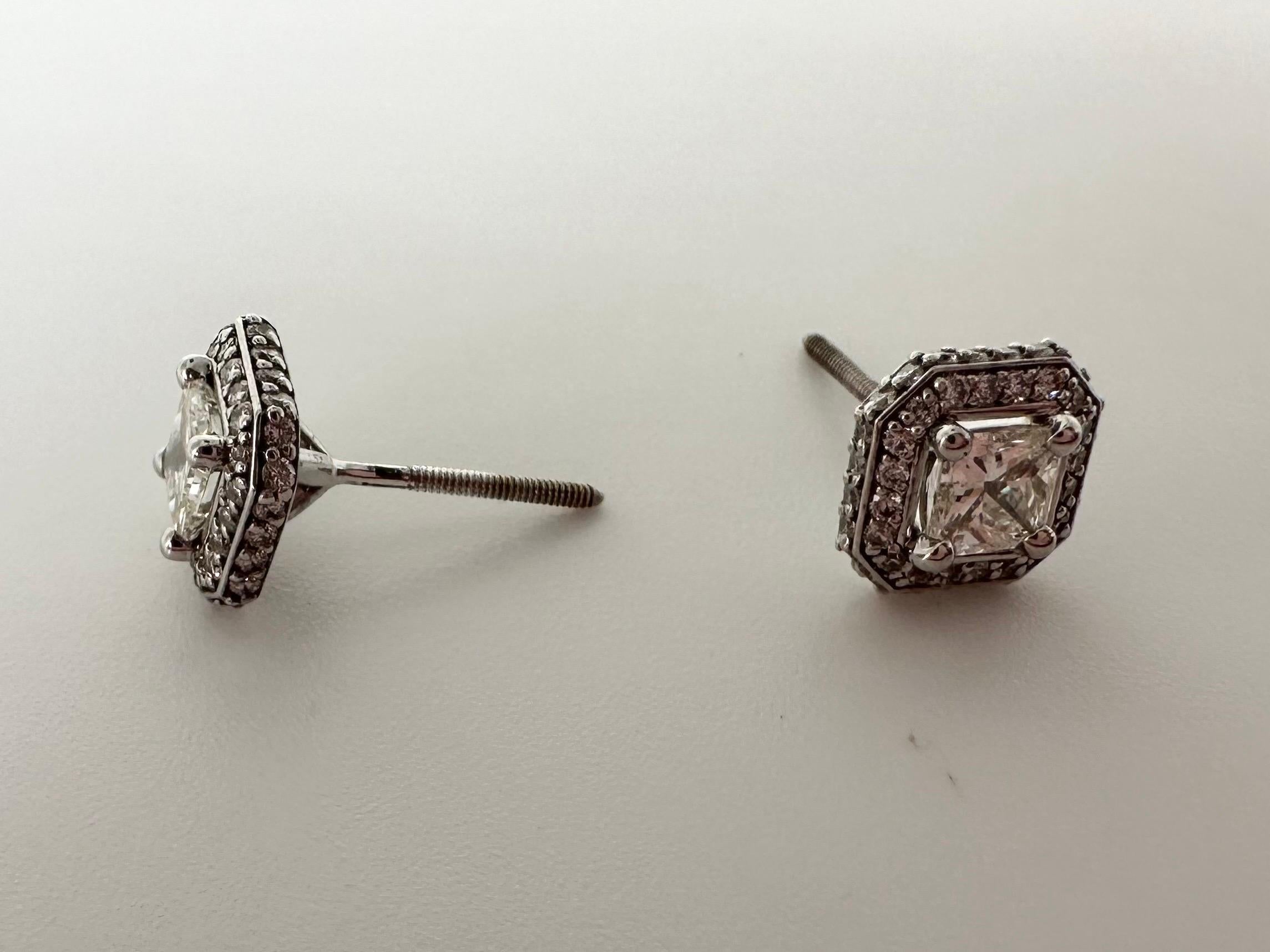 Women's or Men's Fancy princess cut diamond stud earrings 1ct 14kt white gold stud earrings For Sale