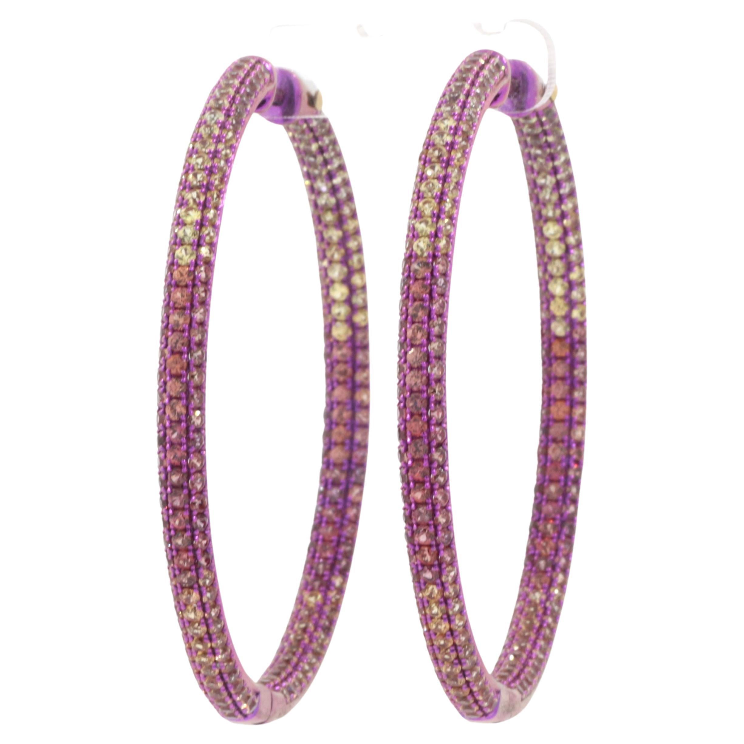 12.81 Carats Fancy Sapphire Hoop Earrings in 18 Karat Gold and Titanium For Sale
