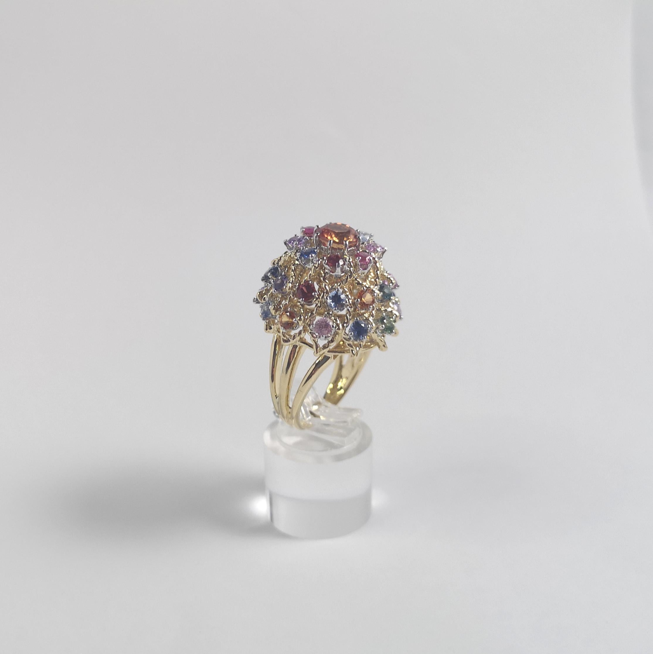 Fancy Sapphire Ring set in Platinum 950 and 18K Gold Settings For Sale 4