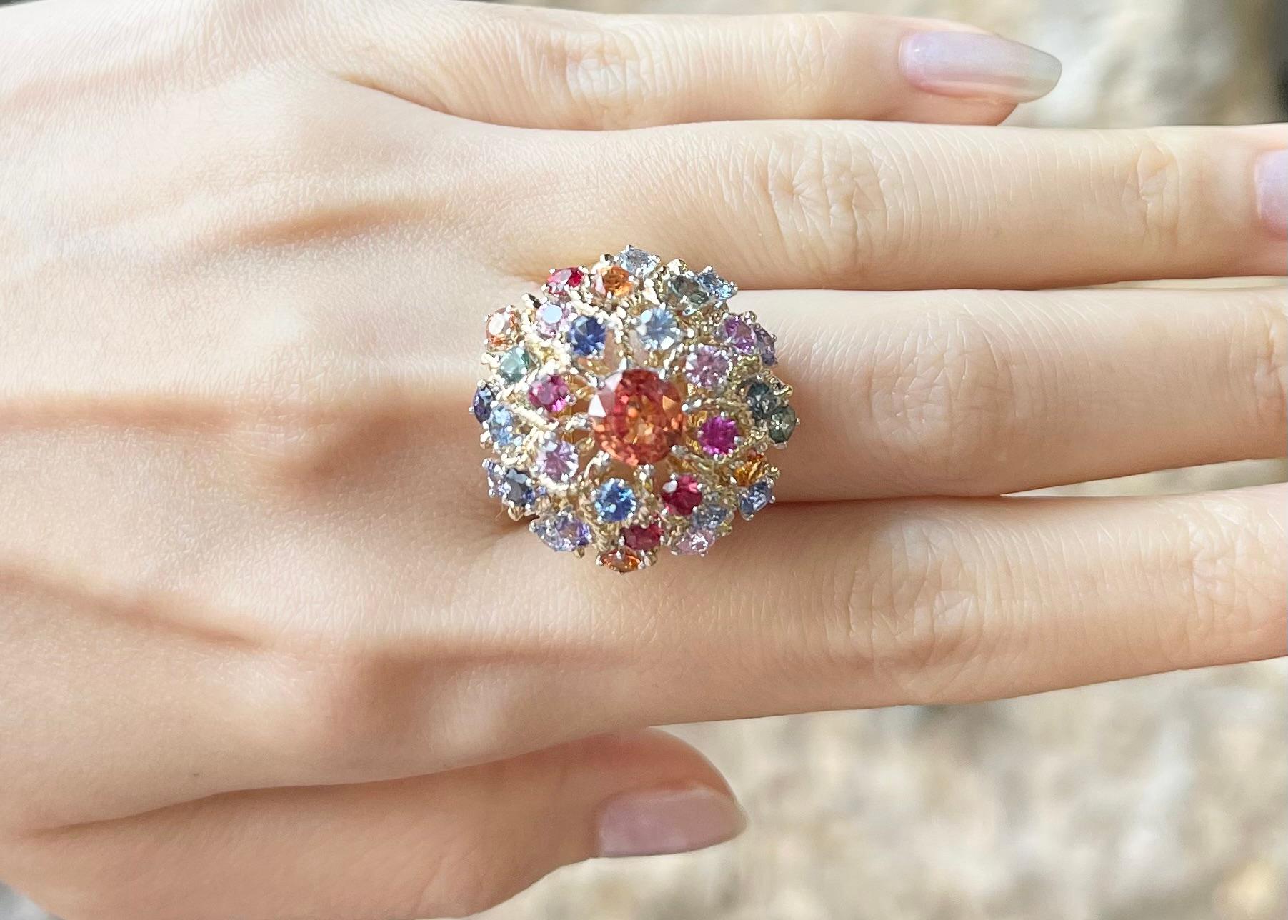 Contemporary Fancy Sapphire Ring set in Platinum 950 and 18K Gold Settings For Sale