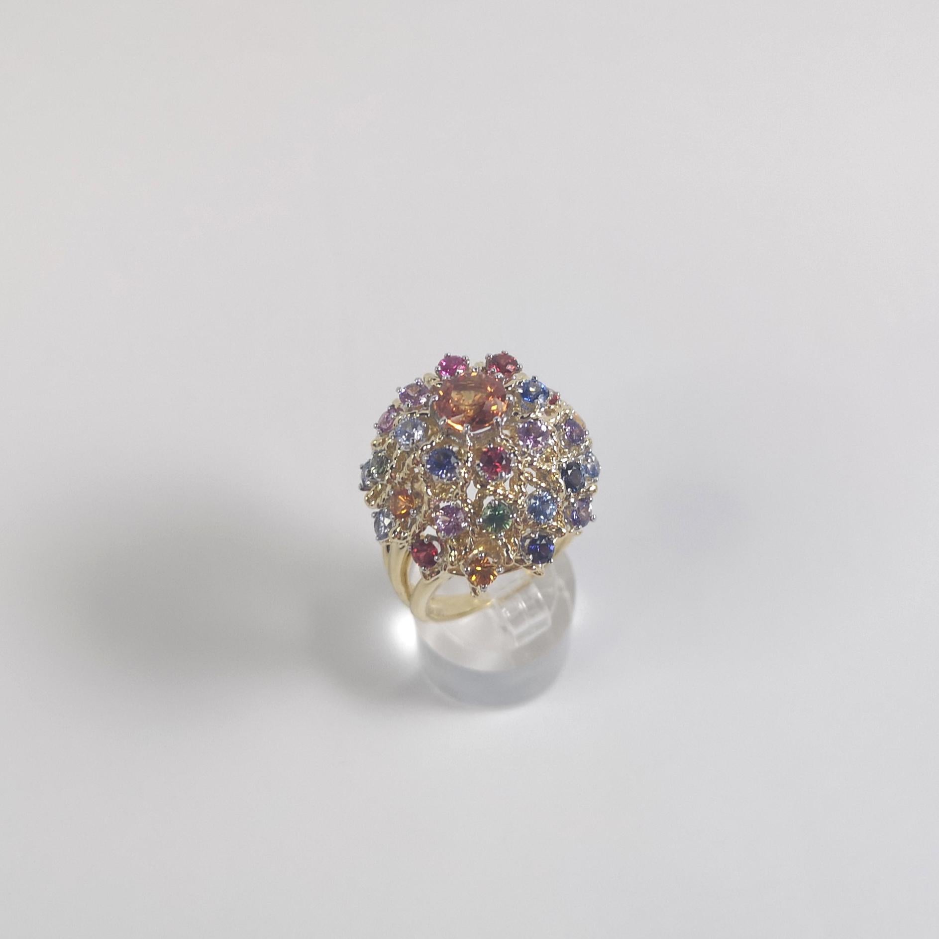 Fancy Sapphire Ring set in Platinum 950 and 18K Gold Settings For Sale 2
