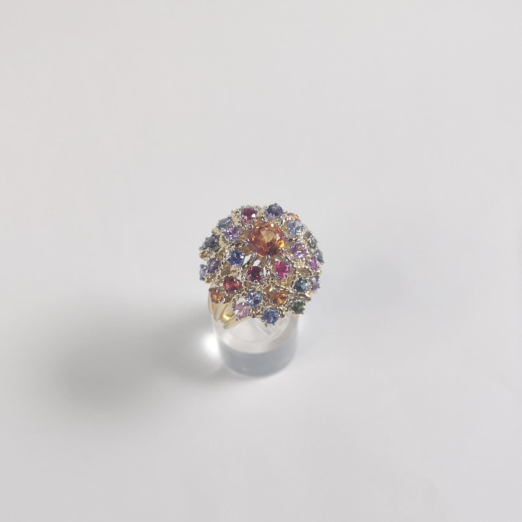 Fancy Sapphire Ring set in Platinum 950 and 18K Gold Settings For Sale 3