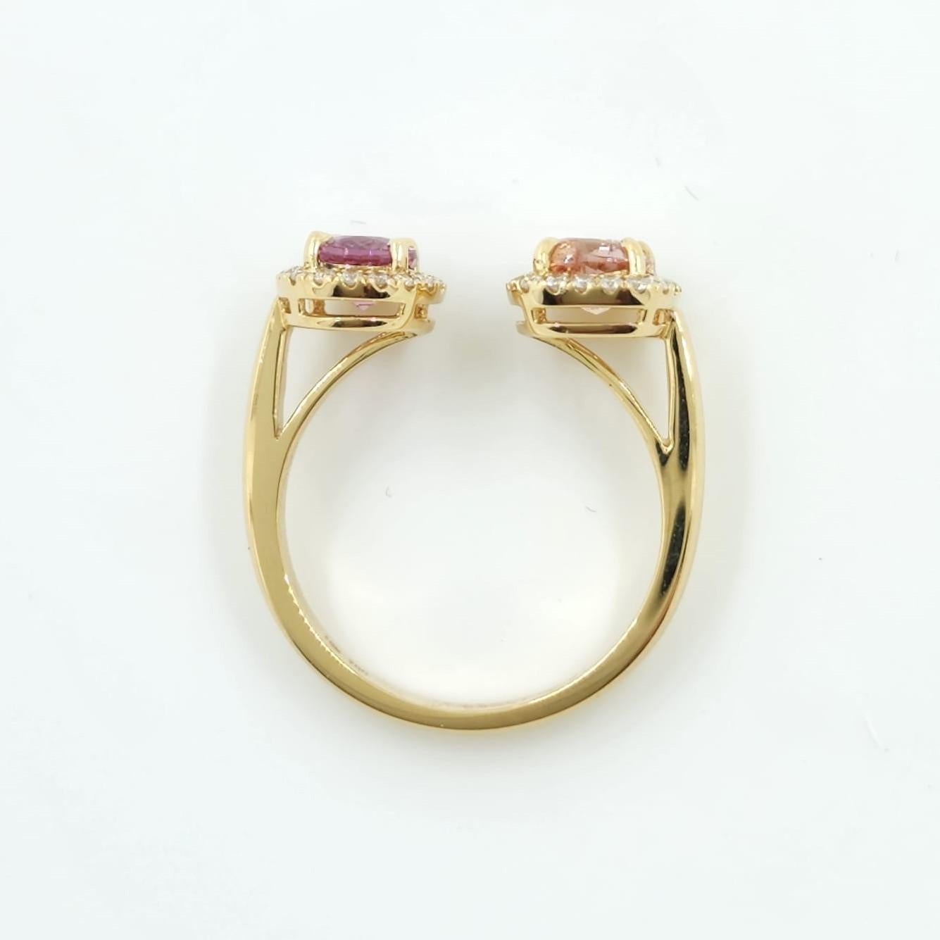 Contemporary Fancy Sapphire Toi et Moi Ring in 18 Karat Yellow Gold