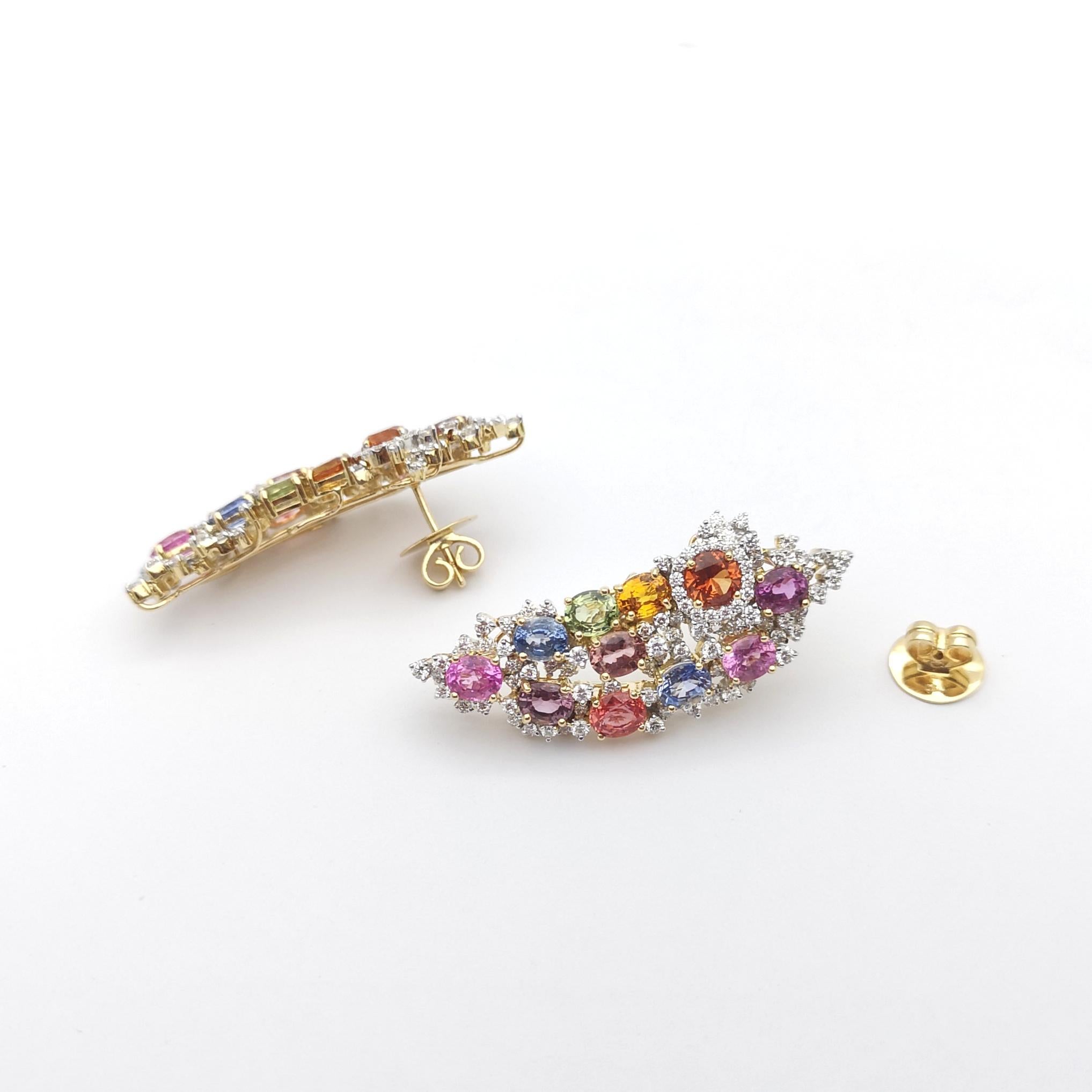 Orecchini con zaffiro e diamante con montatura in oro 18K in vendita 1