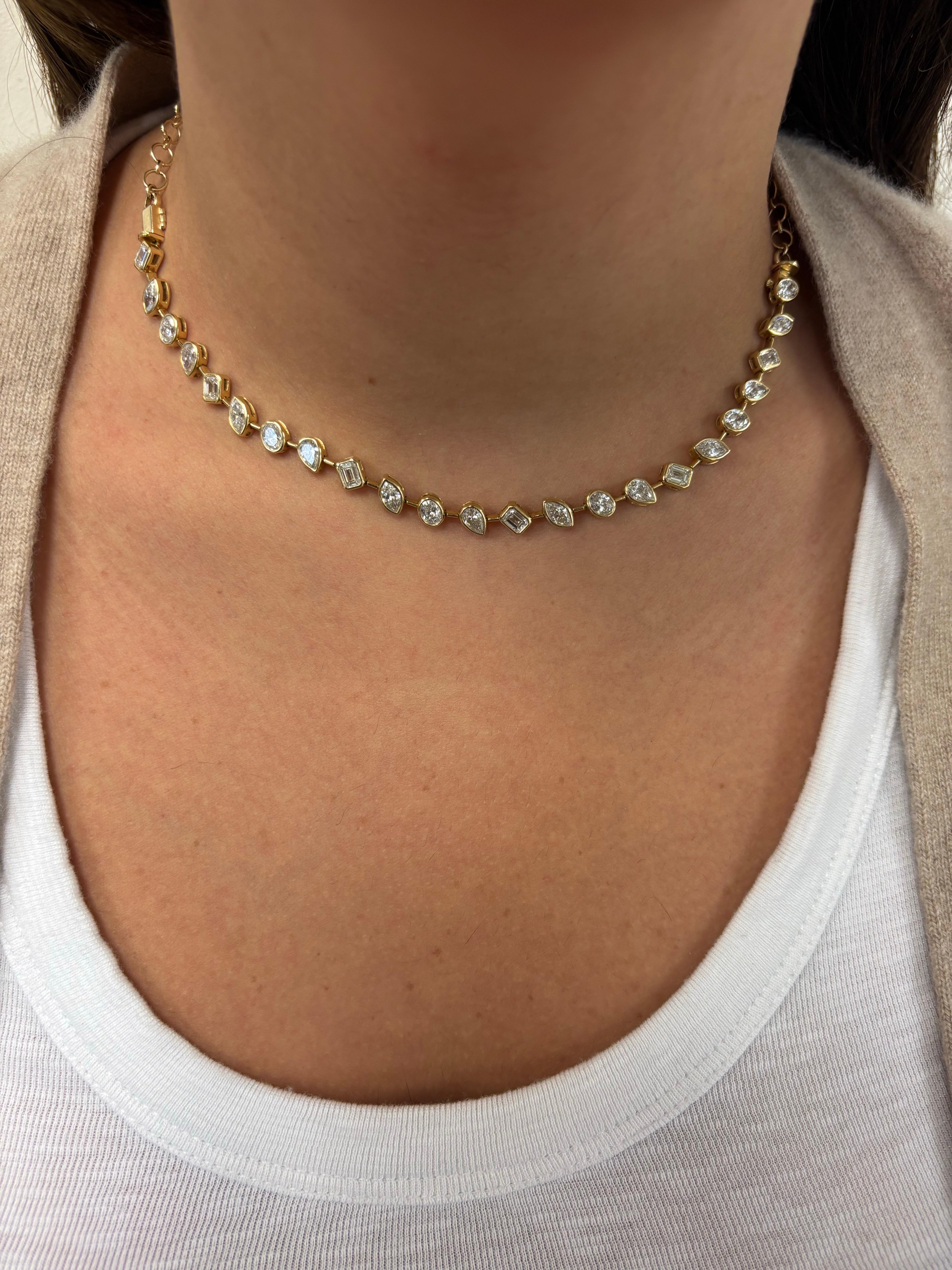 Collier à lunette jaune de forme fantaisie 9,50 Ct. en vente 1