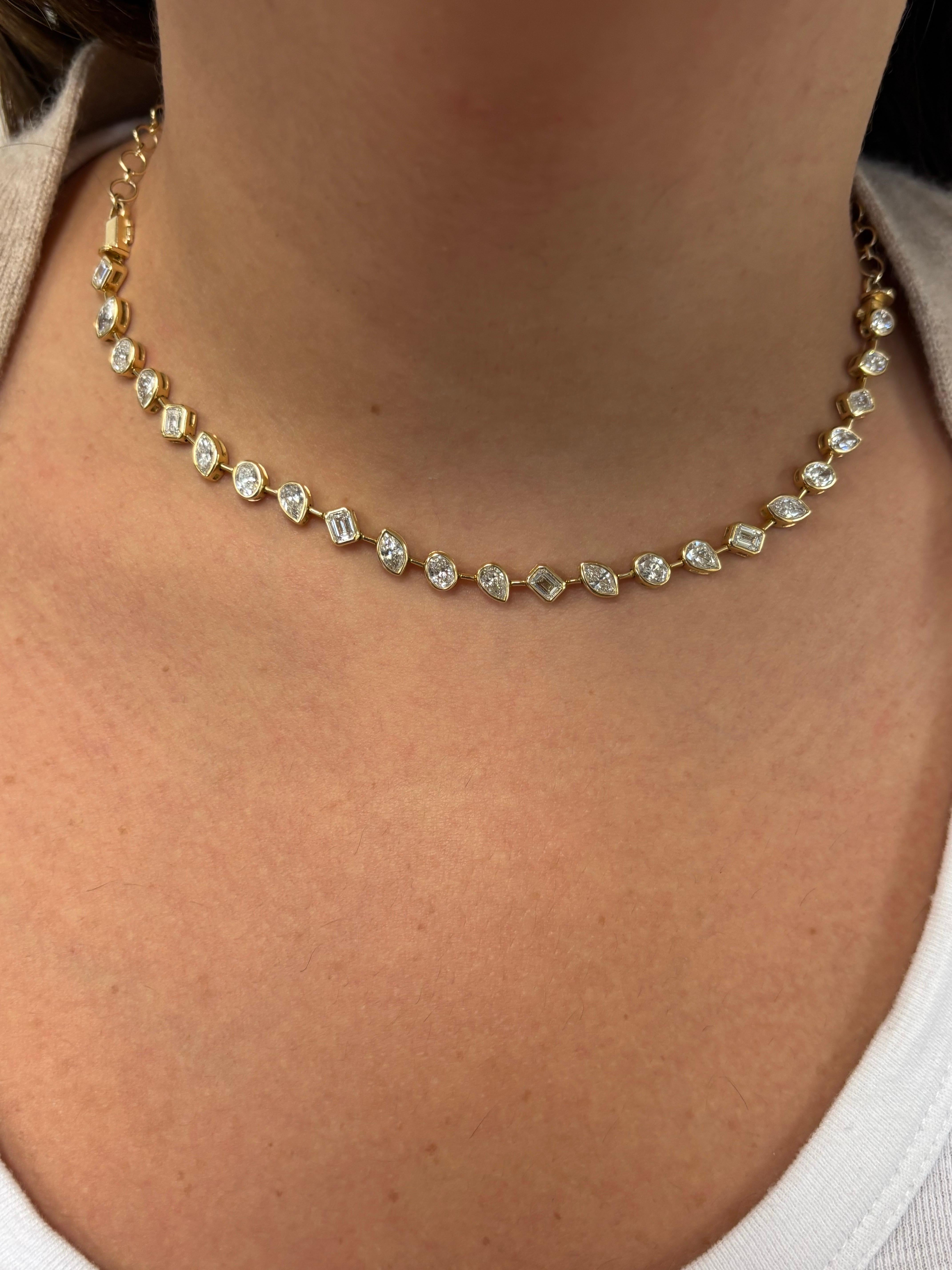 Collier à lunette jaune de forme fantaisie 9,50 Ct. en vente 3