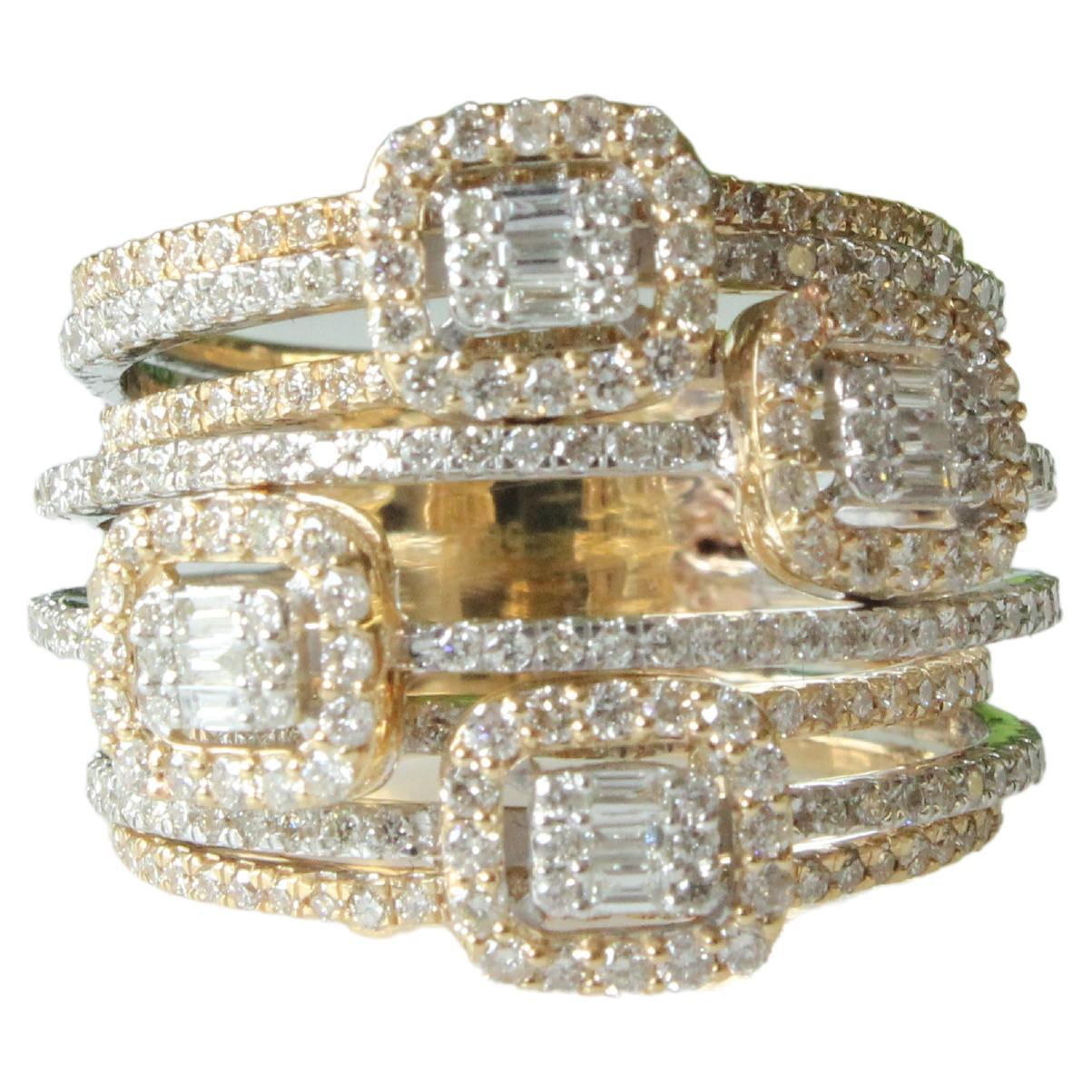 En vente :  Bague cocktail en or massif 18 carats avec diamants de forme fantaisie écaillée