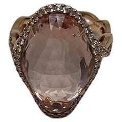 Bague fantaisie en or rose 18 carats, diamants et morganite rose pêche en forme de cerf-volant