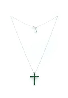 Kristina: Ausgefallenes Silberkreuz Kristina Smaragd