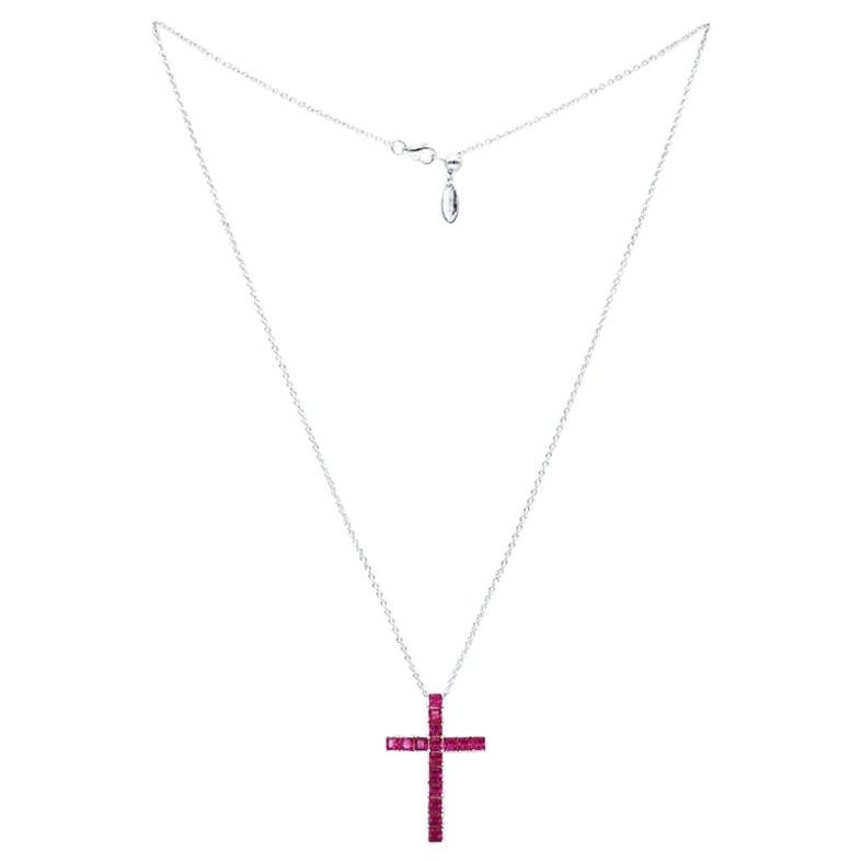 Cruz de plata fantasía Kristina Rubí sintético en venta