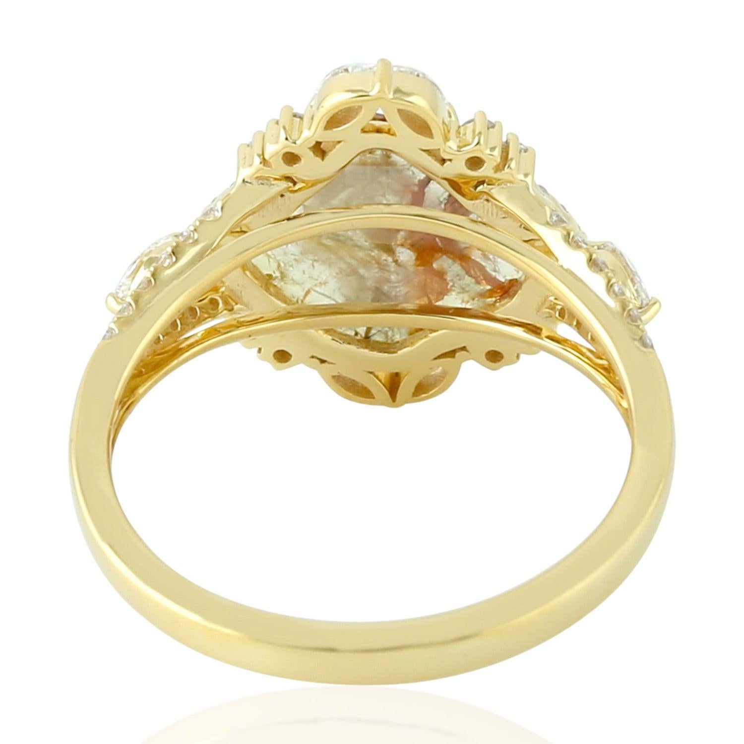 in vendita:  Anello di fidanzamento in oro 18 carati con diamante Fancy Slice 3