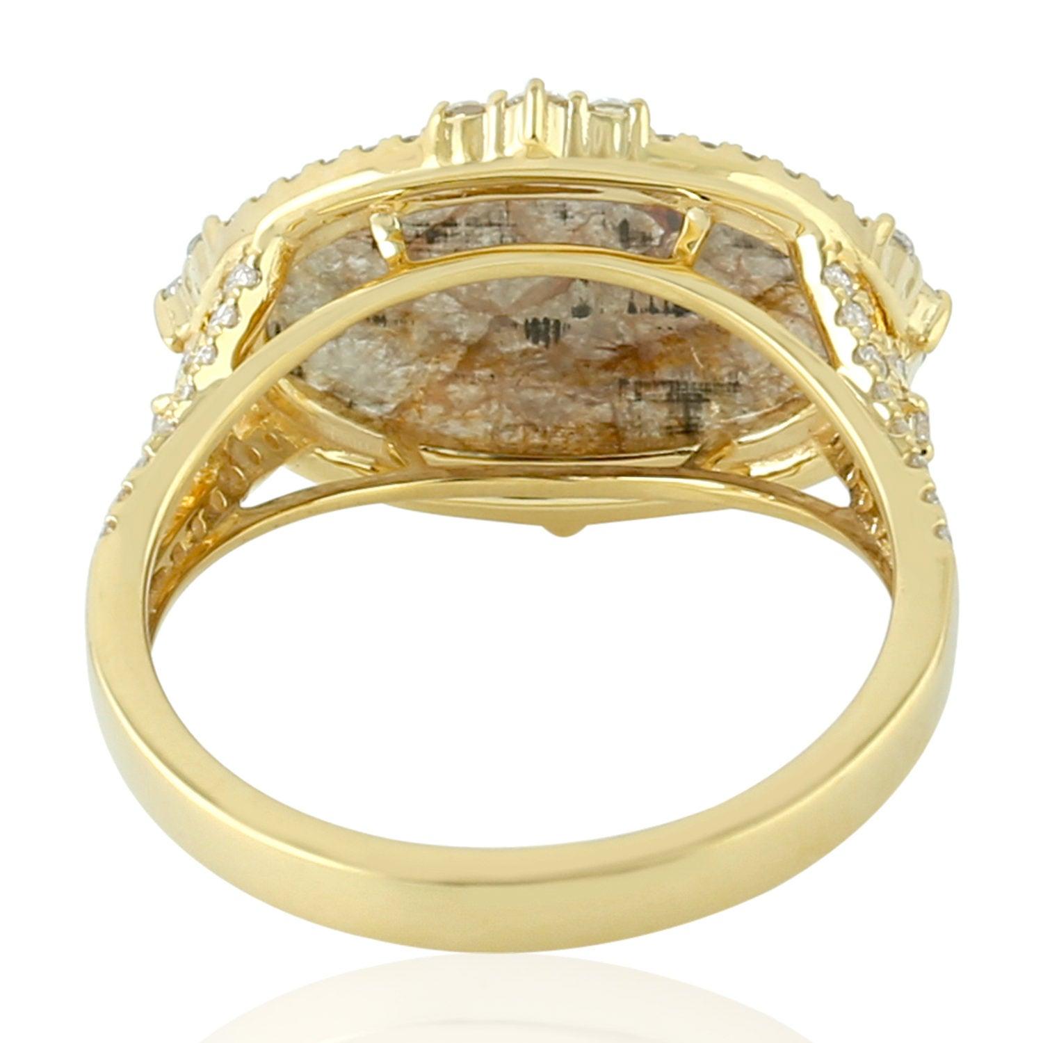 En vente :  Bague de fiançailles en or 18 carats avec diamants tranchés fantaisie 3
