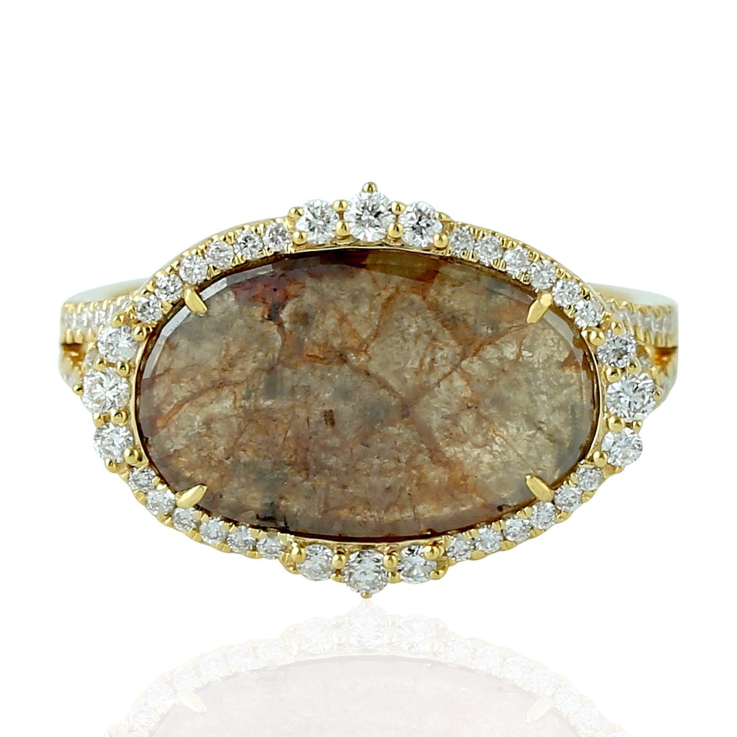En vente :  Bague de fiançailles en or 18 carats avec diamants tranchés fantaisie 4