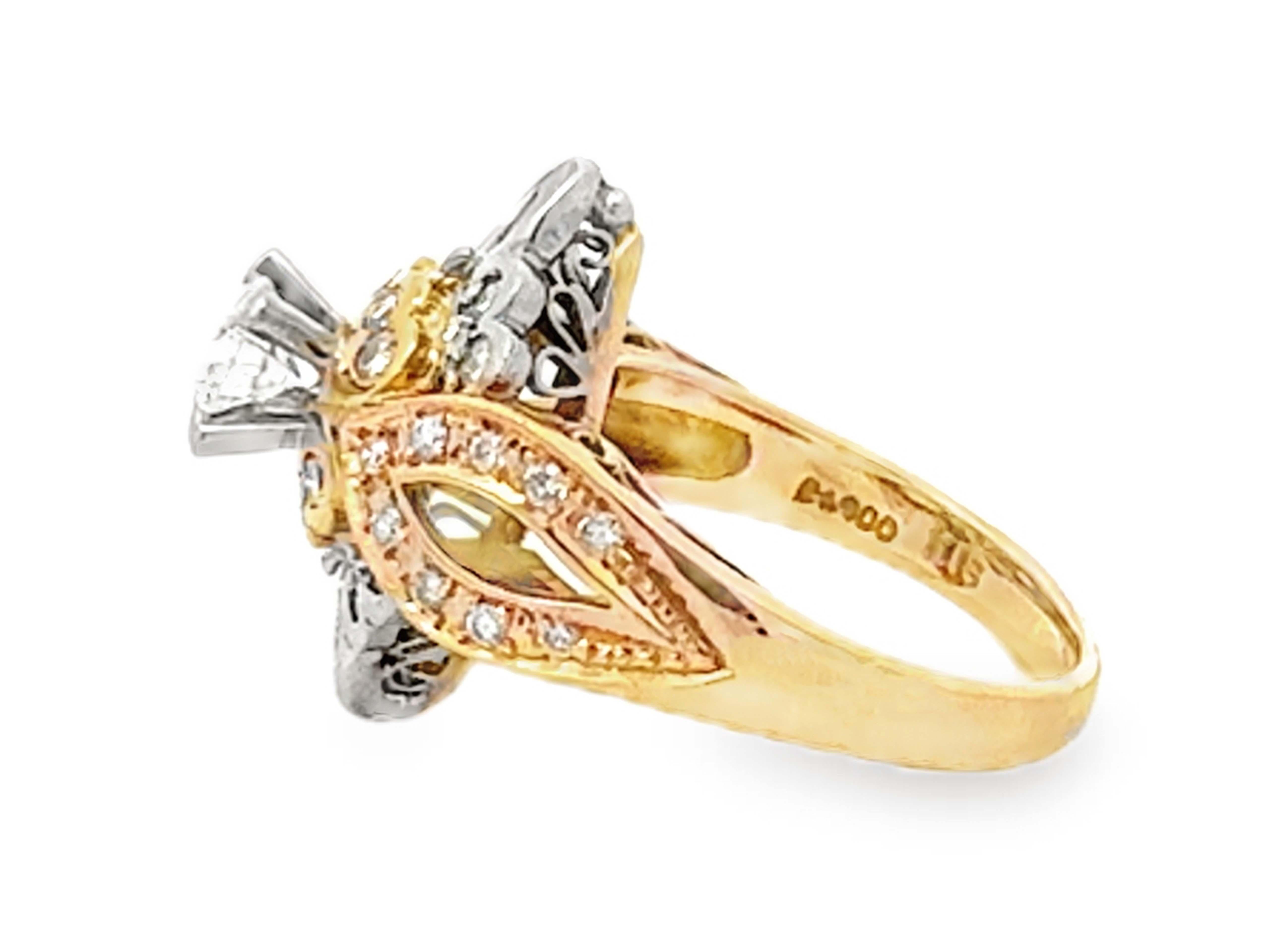 Fancy Vintage Diamond Engagement Ring 18K Yellow Gold and Platinum In Excellent Condition For Sale In Honolulu, HI