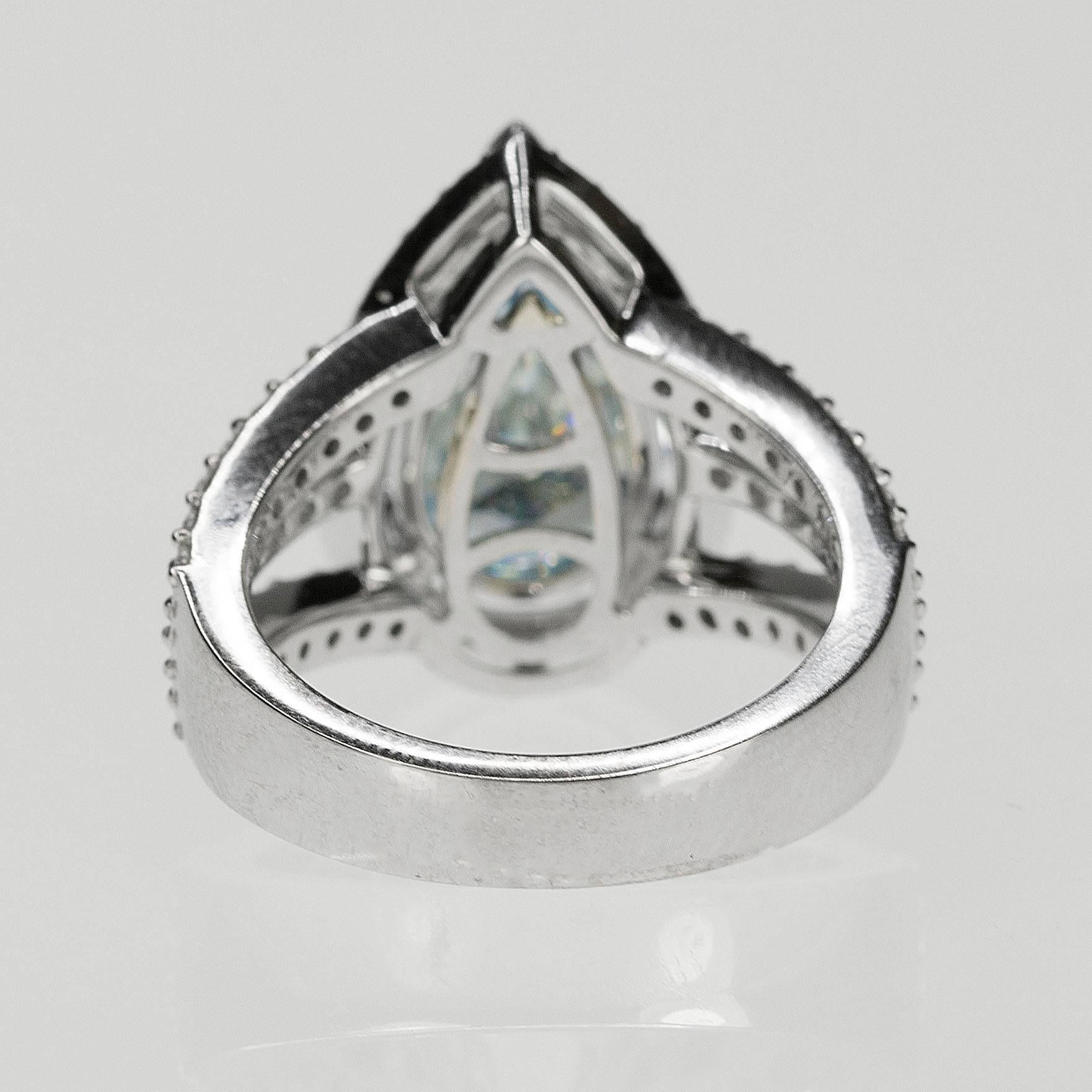 Women's or Men's Fancy Vivid Blue HPHT Diamond Ring in 18 Karat Gold