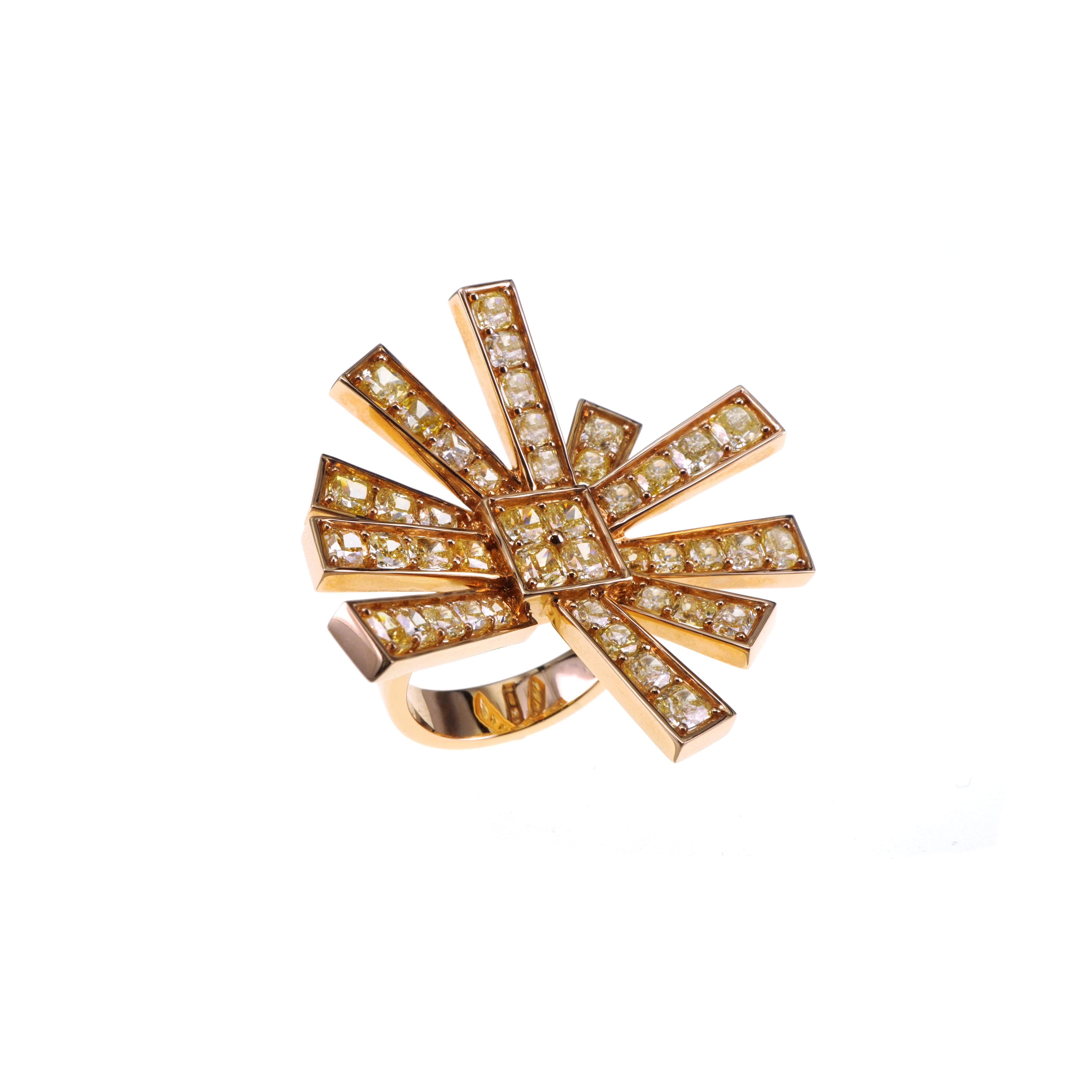 Art Nouveau Fancy Vivid Yellow 6.42 Carat 18 K Gold Almost 16 Grams Sun Ray Ring For Sale