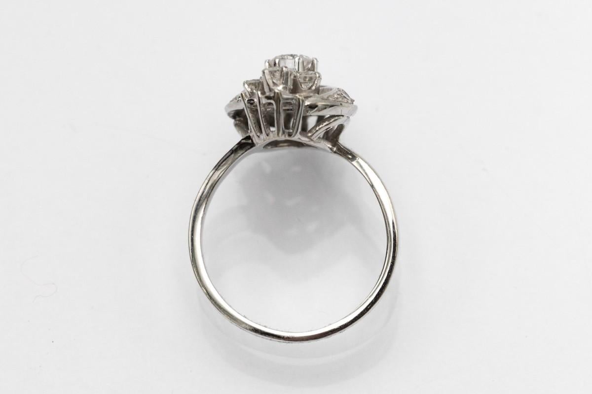Bague WG fantaisie avec diamants taille brillant 0,73ct Unisexe en vente