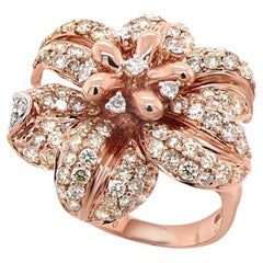 Bague en or rose 18 carats sertie de diamants blancs et fantaisie The Lilly Flower Floral
