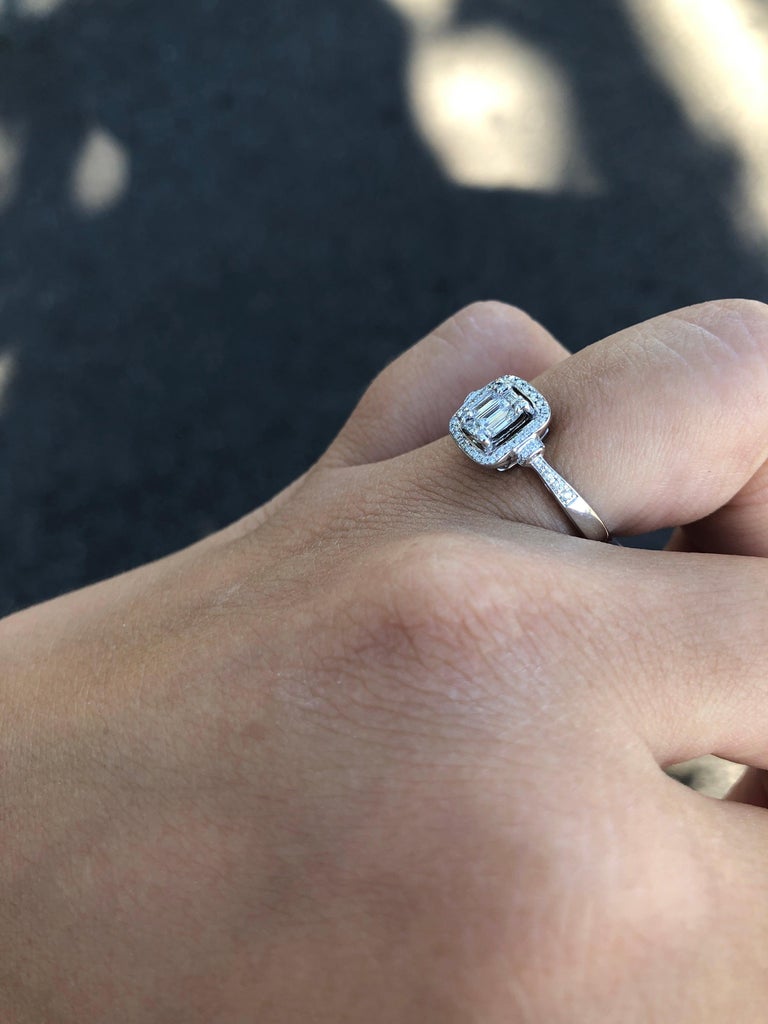 For Sale:  Fancy White Gold Diamond Ring 14 Karat for Her 5