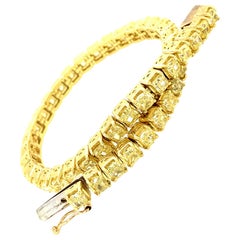 Fancy Yellow 10 Carat Diamond Bracelet 18 Karat Gold