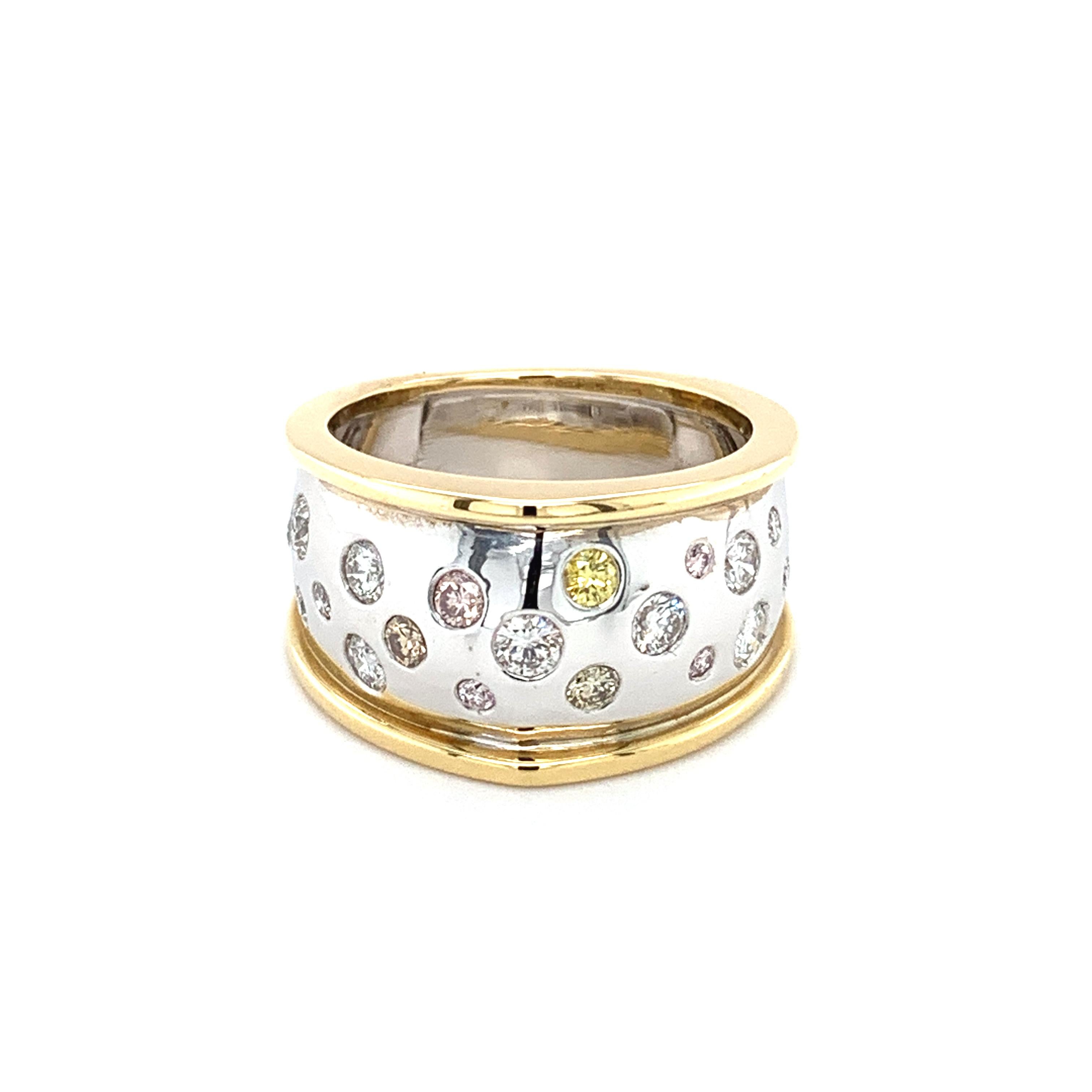Fancy yellow and pink diamonds large art deco cocktail ring 18k white gold In New Condition For Sale In London, GB