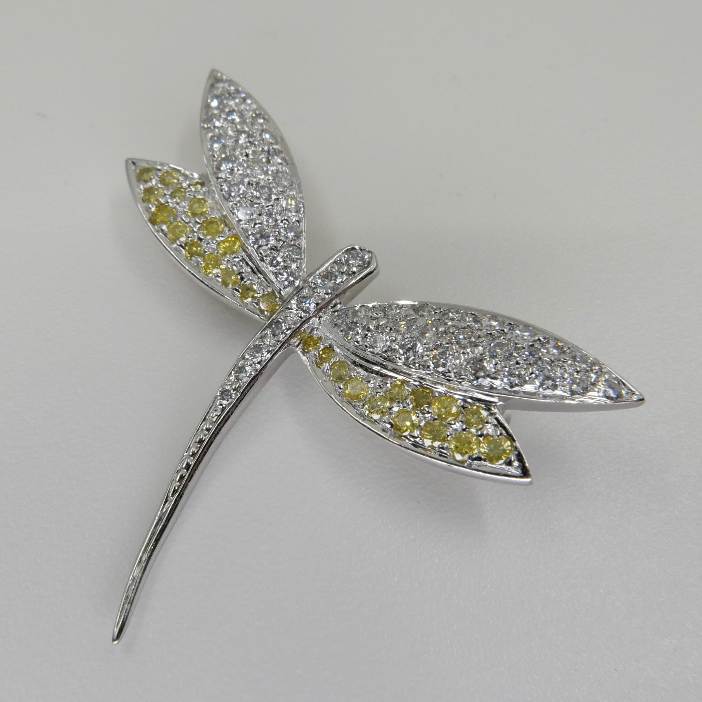 Fancy Yellow and White Diamond Dragonfly Brooch In New Condition For Sale In Hong Kong, HK