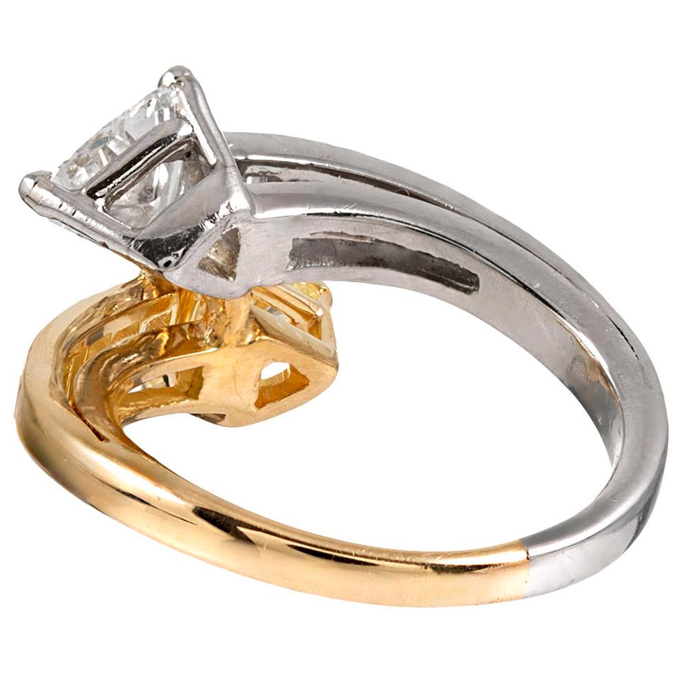 Fancy Yellow and White Diamond “Toi et Moi” Bypass Ring In Good Condition In Carmel-by-the-Sea, CA