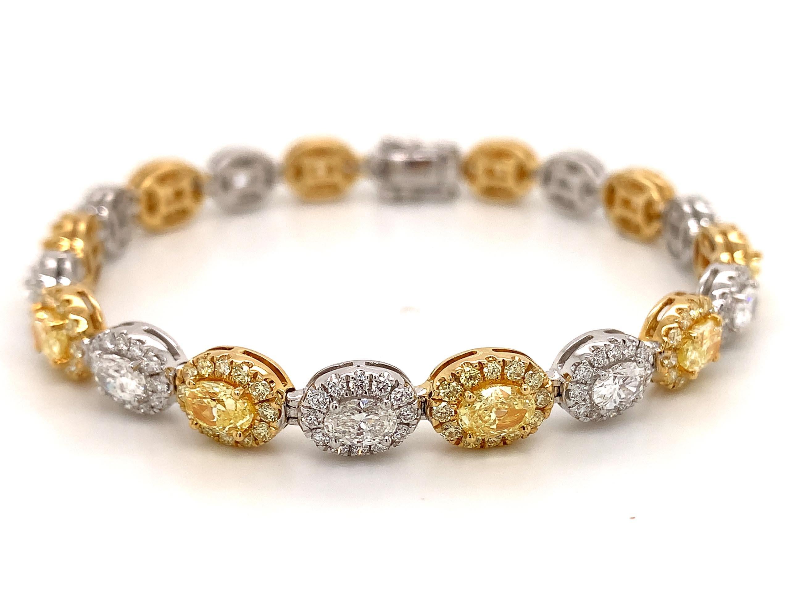 Modern Fancy Yellow Canary and White Diamond Statement Bracelet 9.10 Carats For Sale
