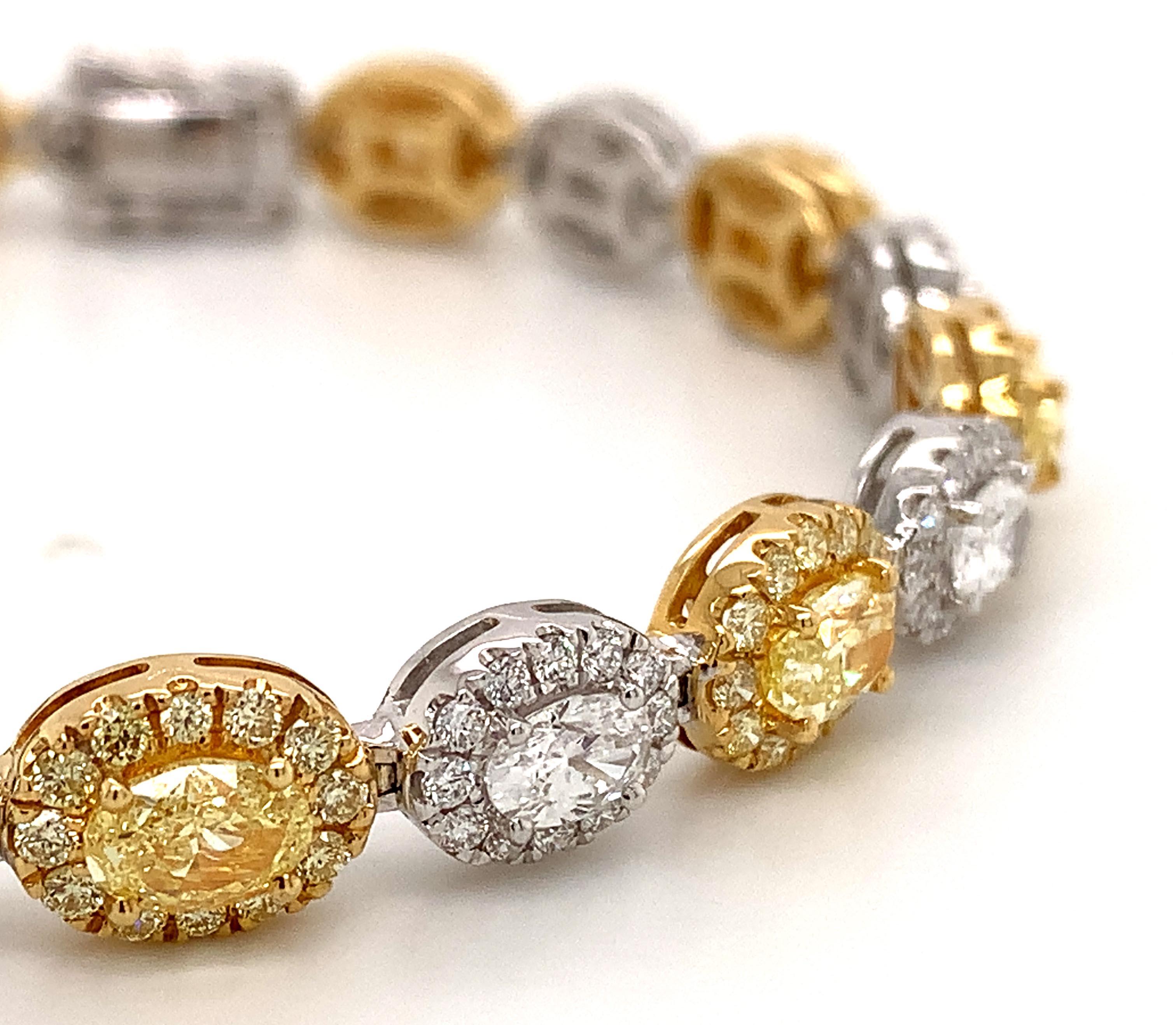 Oval Cut Fancy Yellow Canary and White Diamond Statement Bracelet 9.10 Carats For Sale