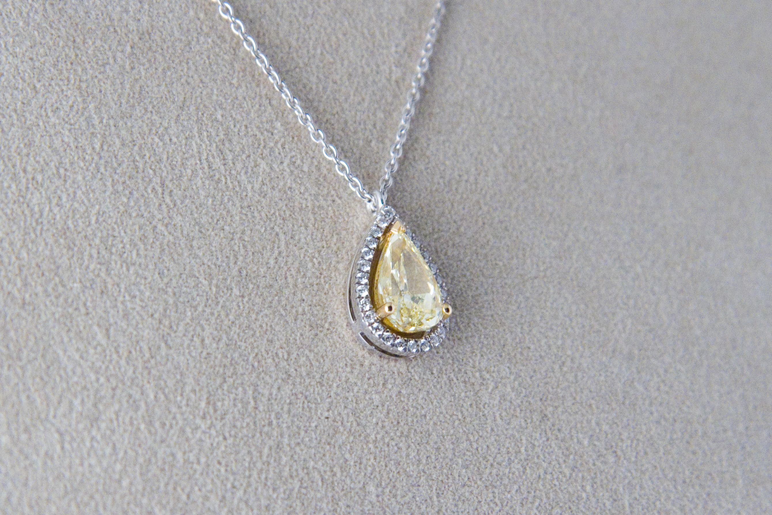 Contemporary Fancy Yellow Diamond 1.5 ct GIA, White Diamond , White Gold 18 K Pendant Necklace