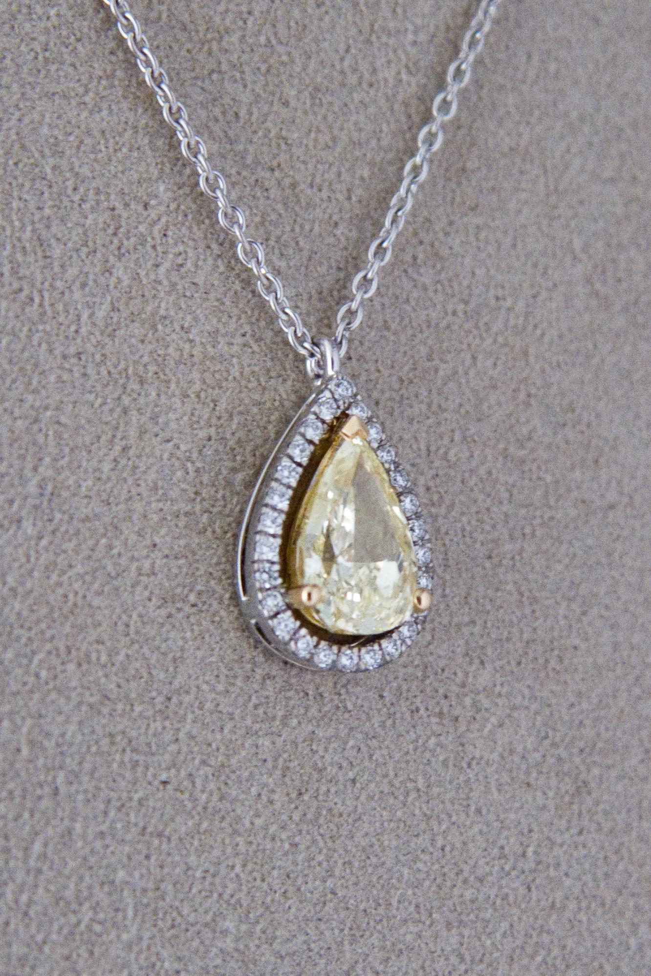 Pear Cut Fancy Yellow Diamond 1.5 ct GIA, White Diamond , White Gold 18 K Pendant Necklace