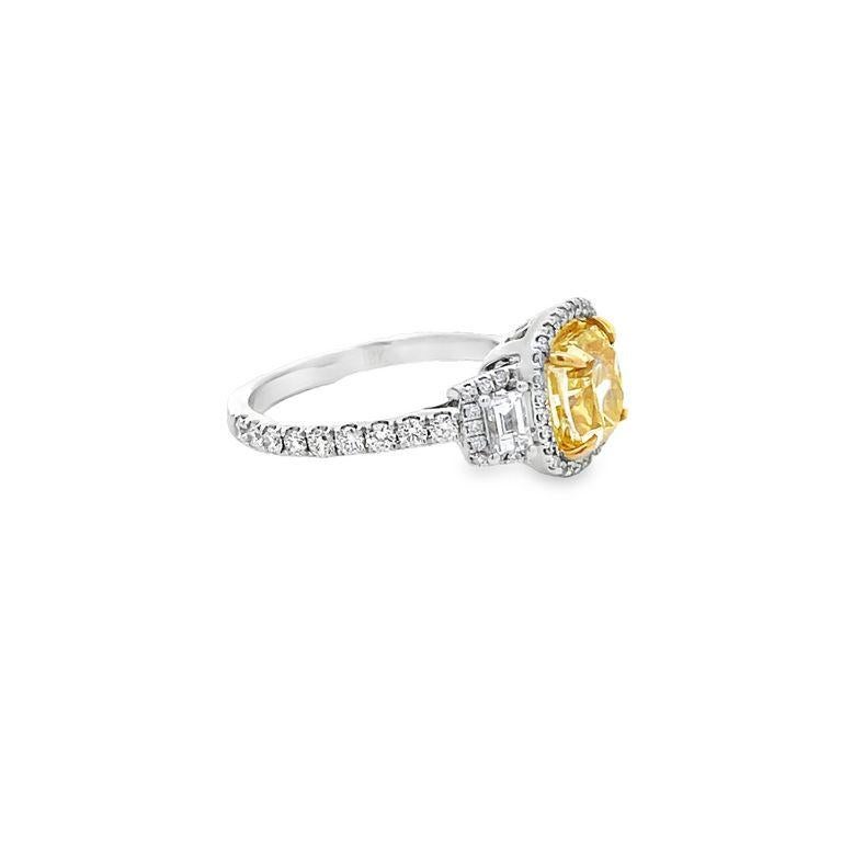 Fancy Yellow Diamond 2.01CT GIA White Diamonds 1.15CT in 18K White Bridal Ring In New Condition For Sale In New York, NY