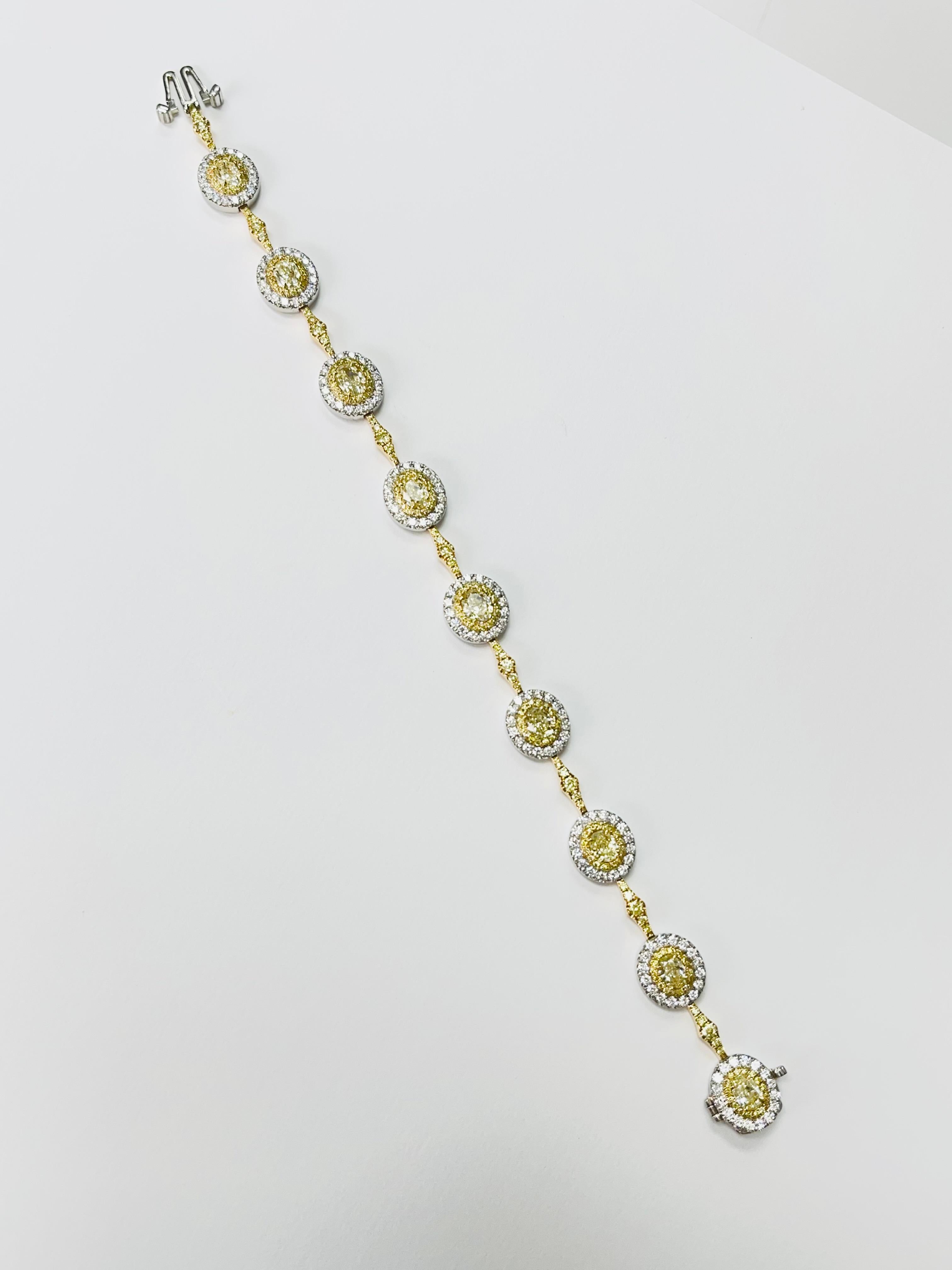 Armband aus Platin und 18 Karat Gold mit gelben Diamanten und weißen Diamanten. Damen im Angebot