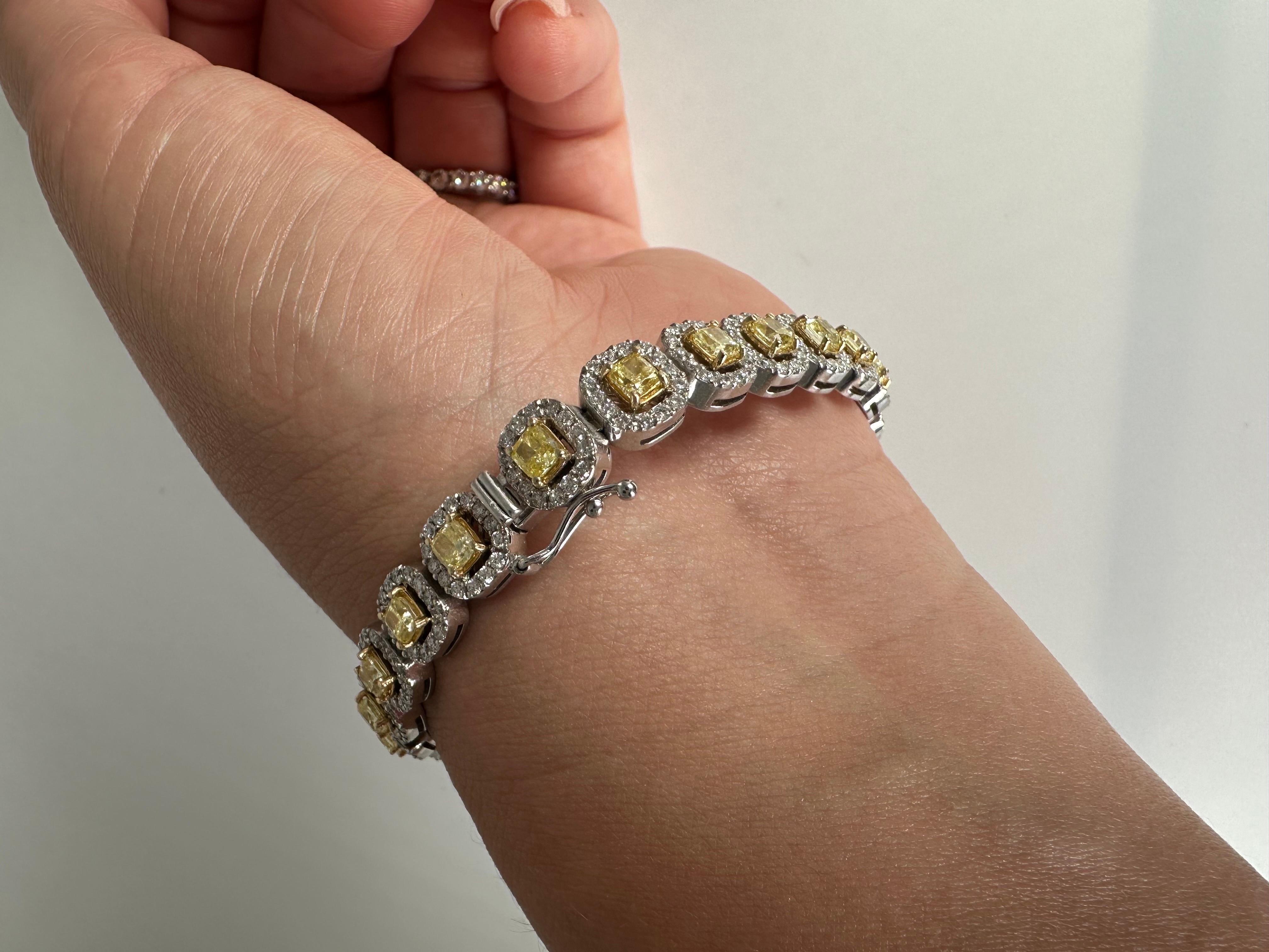 Gelbes Diamant-Tennisarmband mit Diamanten und gelben diamons und Diamanten im Zustand „Neu“ im Angebot in Jupiter, FL