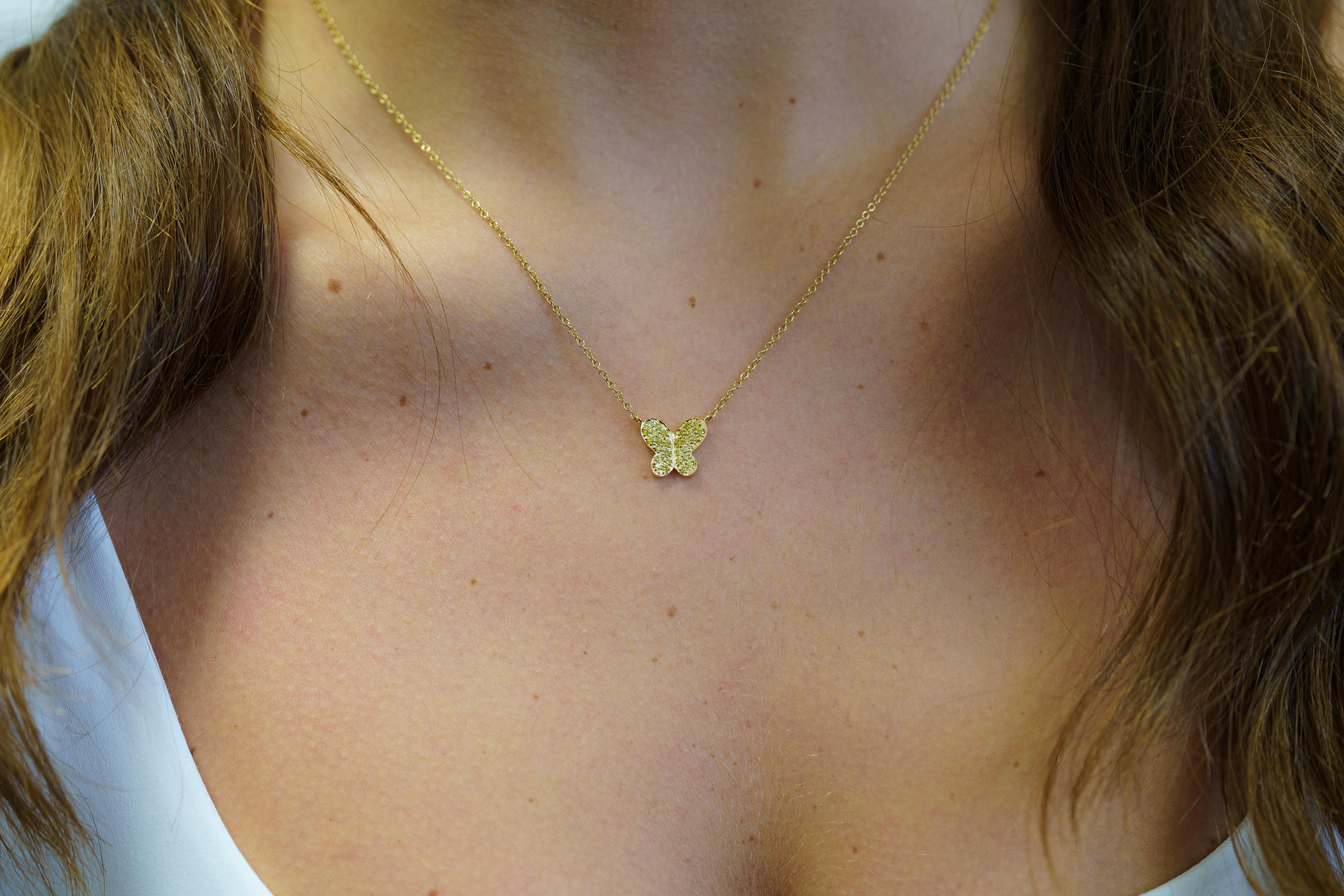 Modern Fancy Yellow Diamond Cluster Butterfly Charm Pendant Necklace in 18K Yellow Gold For Sale