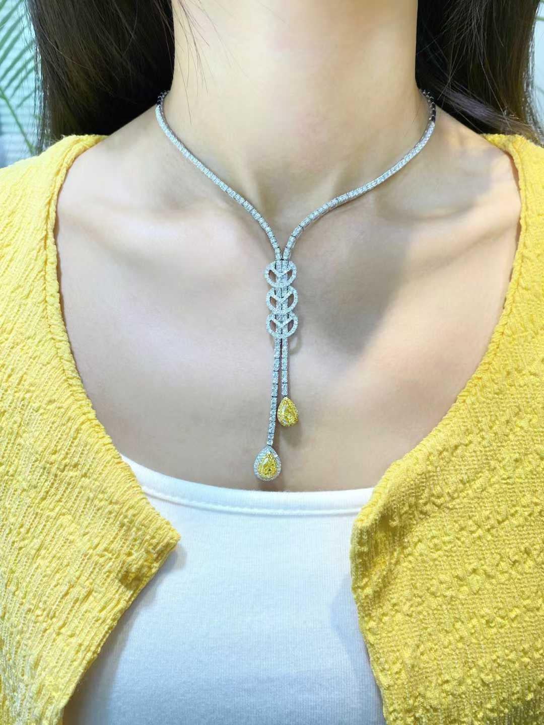 Collier de gouttes de diamants jaunes fantaisie en or massif 18k en vente 3