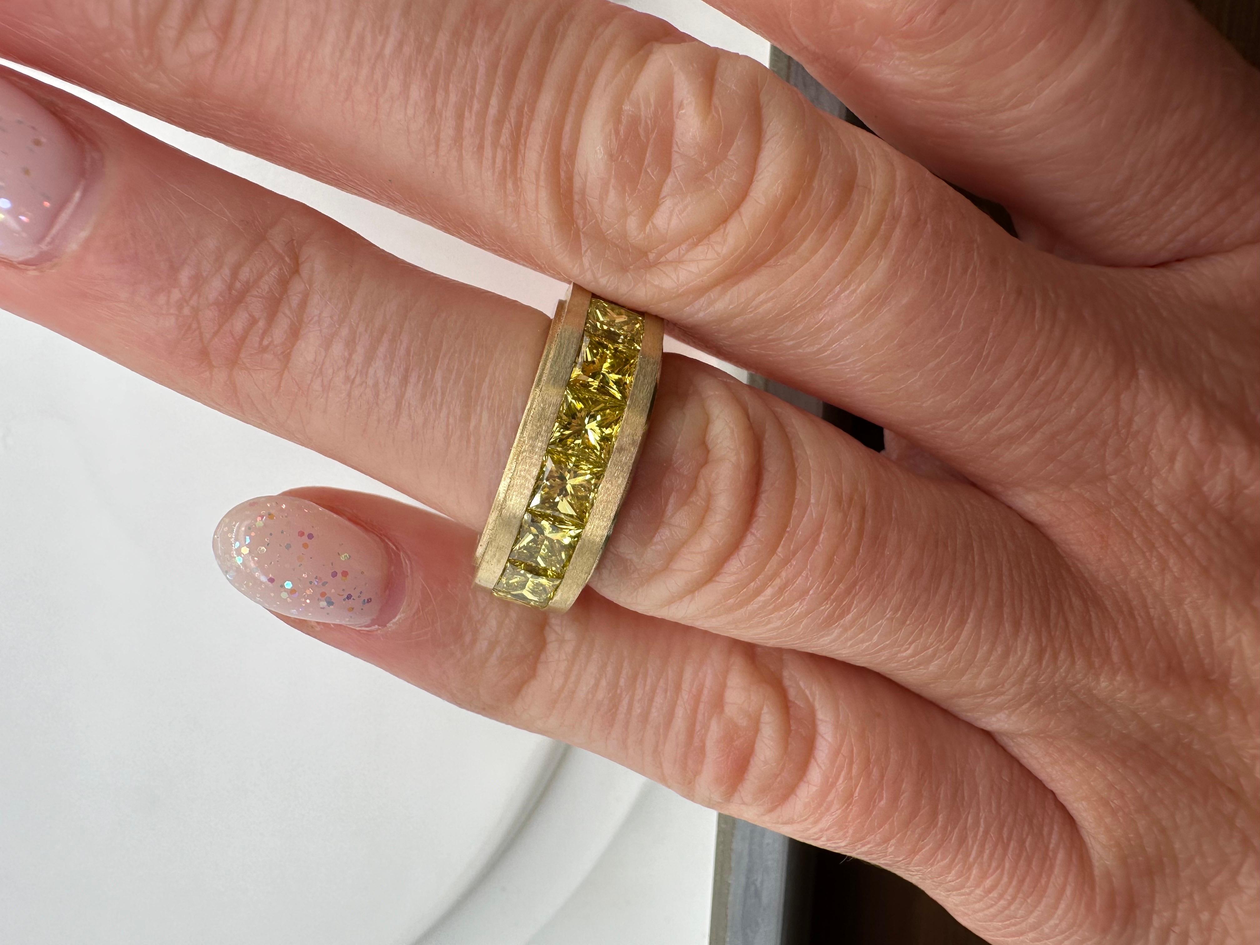 Fancy yellow diamond eternity ring 18KT yellow gold matte finish rare complex  For Sale 1