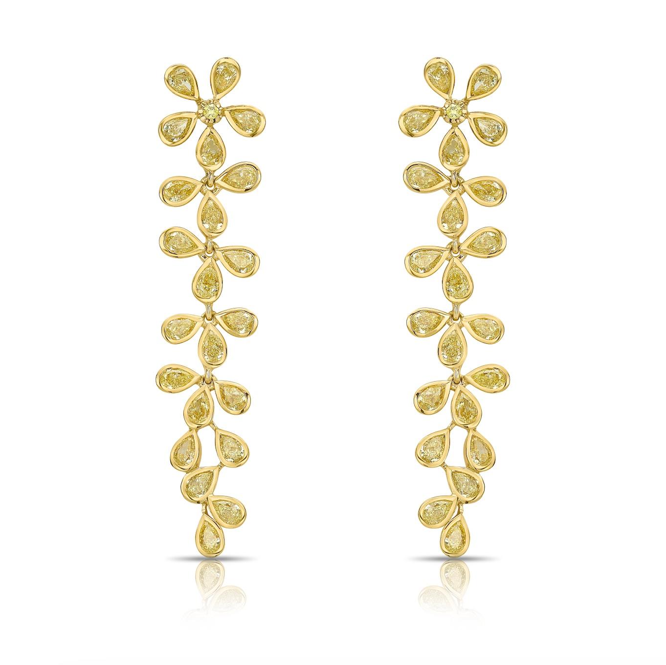Boucles d'oreilles fleur en diamant jaune fantaisie Neuf - En vente à New York, NY