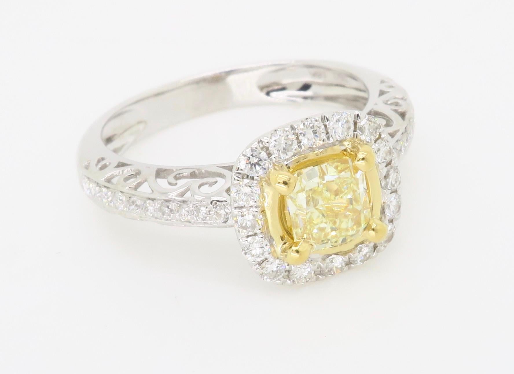 Fancy Yellow Diamond Halo Engagement Ring in 18k In Excellent Condition For Sale In Webster, NY